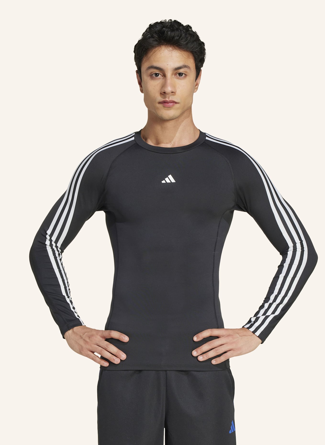 adidas TECHFIT COMPRESSION TRAINING 3-STREIFEN LONGSLEEVE: SCHWARZ