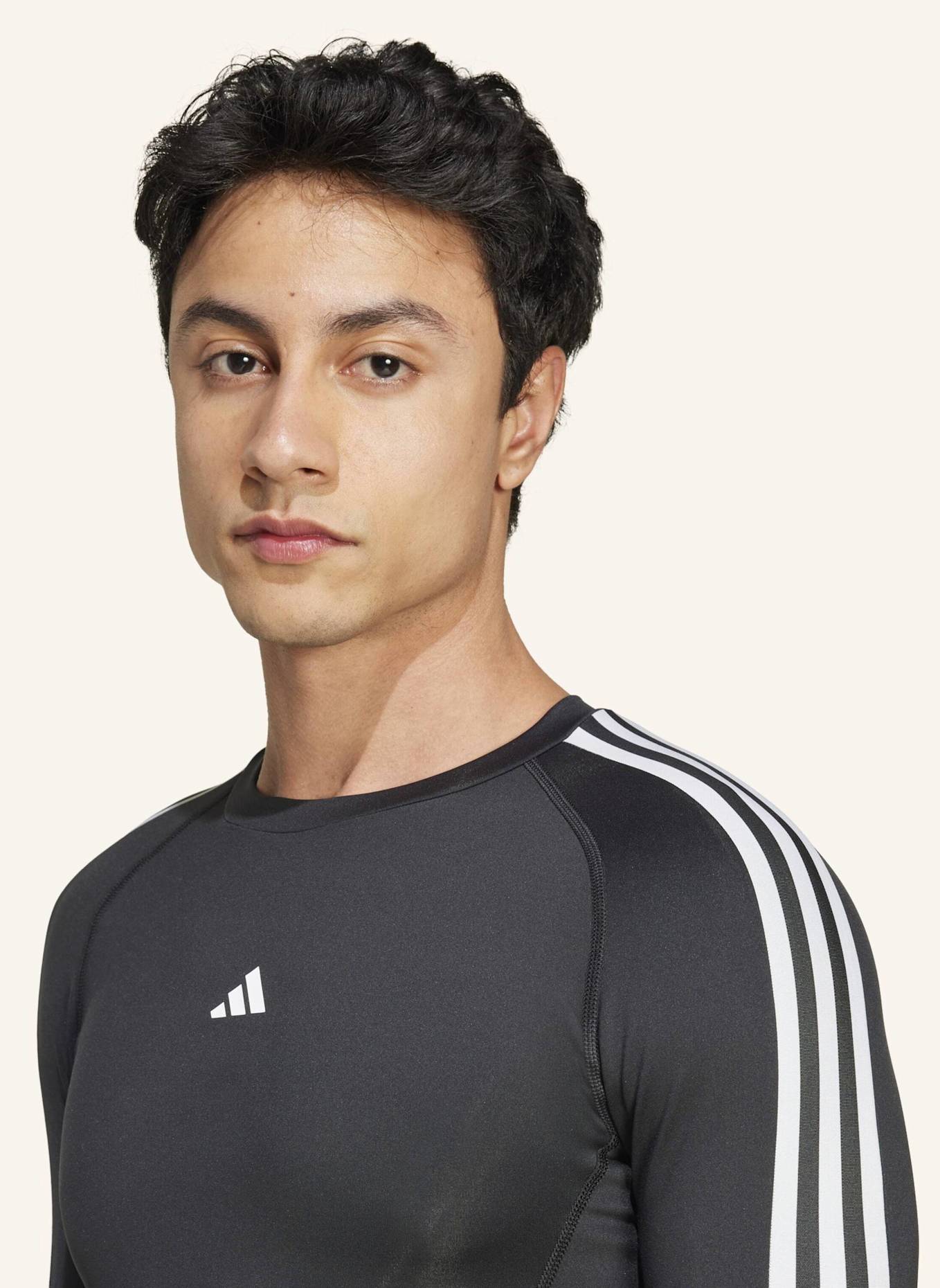 adidas TECHFIT COMPRESSION TRAINING 3-STREIFEN LONGSLEEVE: SCHWARZ