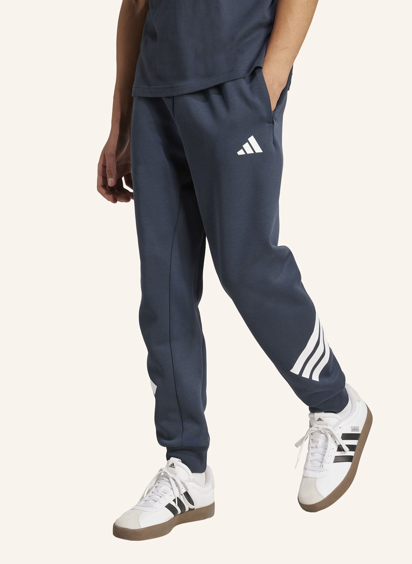 adidas Sweatpants: SCHWARZ