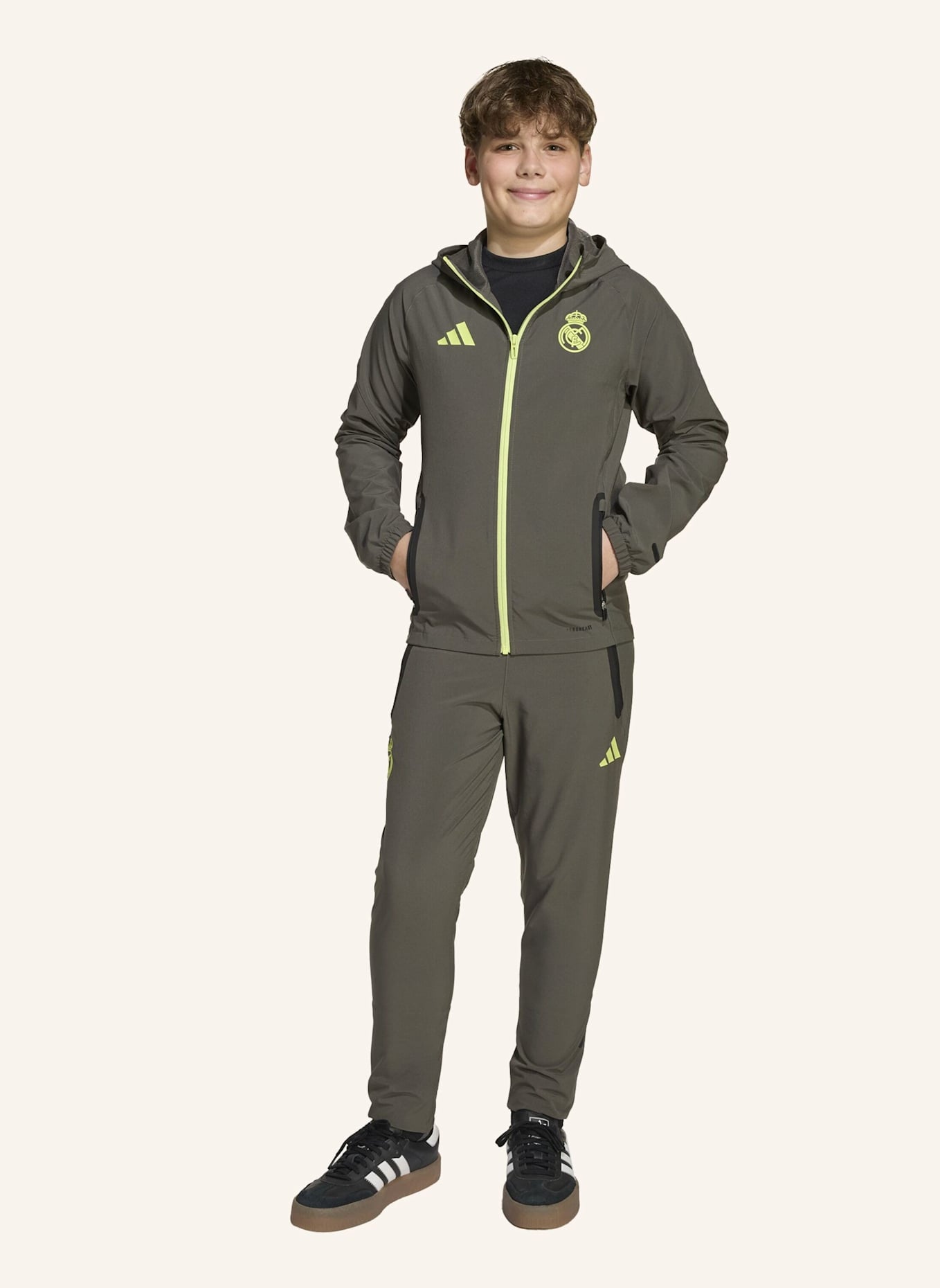 adidas REAL MADRID TIRO 25 COMPETITION VIS TECH TRAVEL KIDS JACKE: GRAU/ GELB