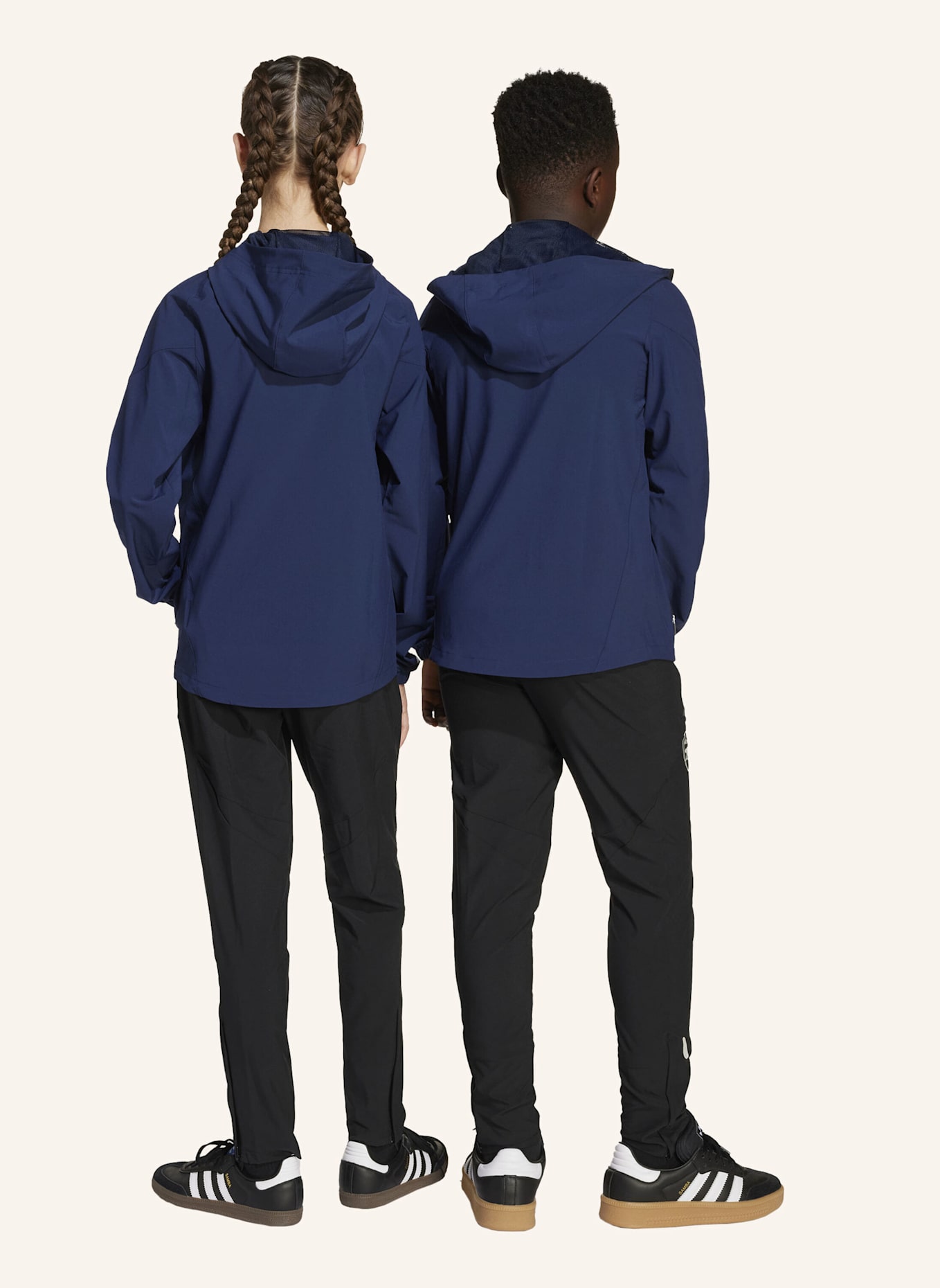 adidas ARSENAL TIRO 25 COMPETITION VIS TECH TRAVEL HOSE: SCHWARZ