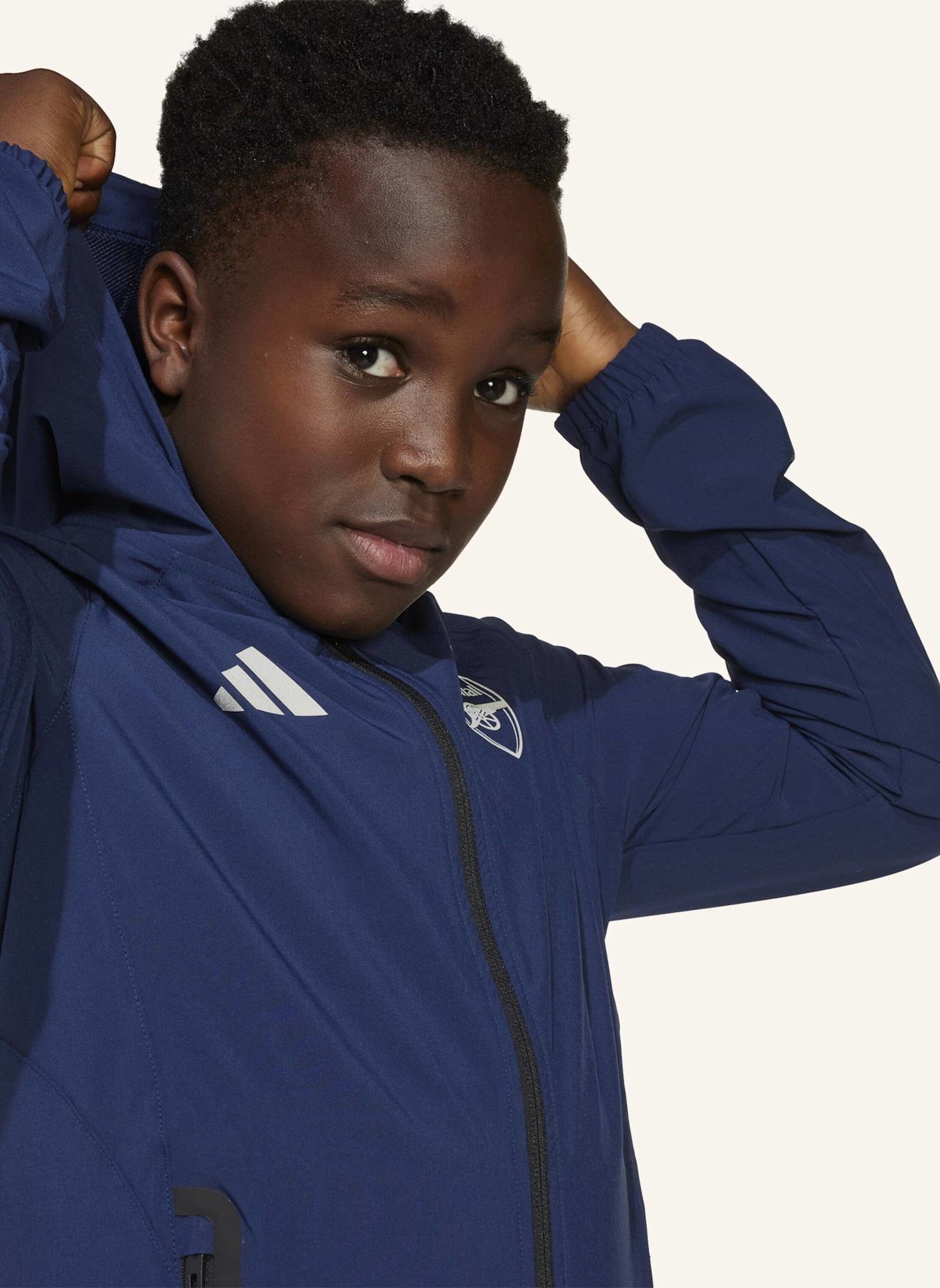 adidas ARSENAL TIRO 25 COMPETITION VIS TECH TRAVEL JACKE: BLAU