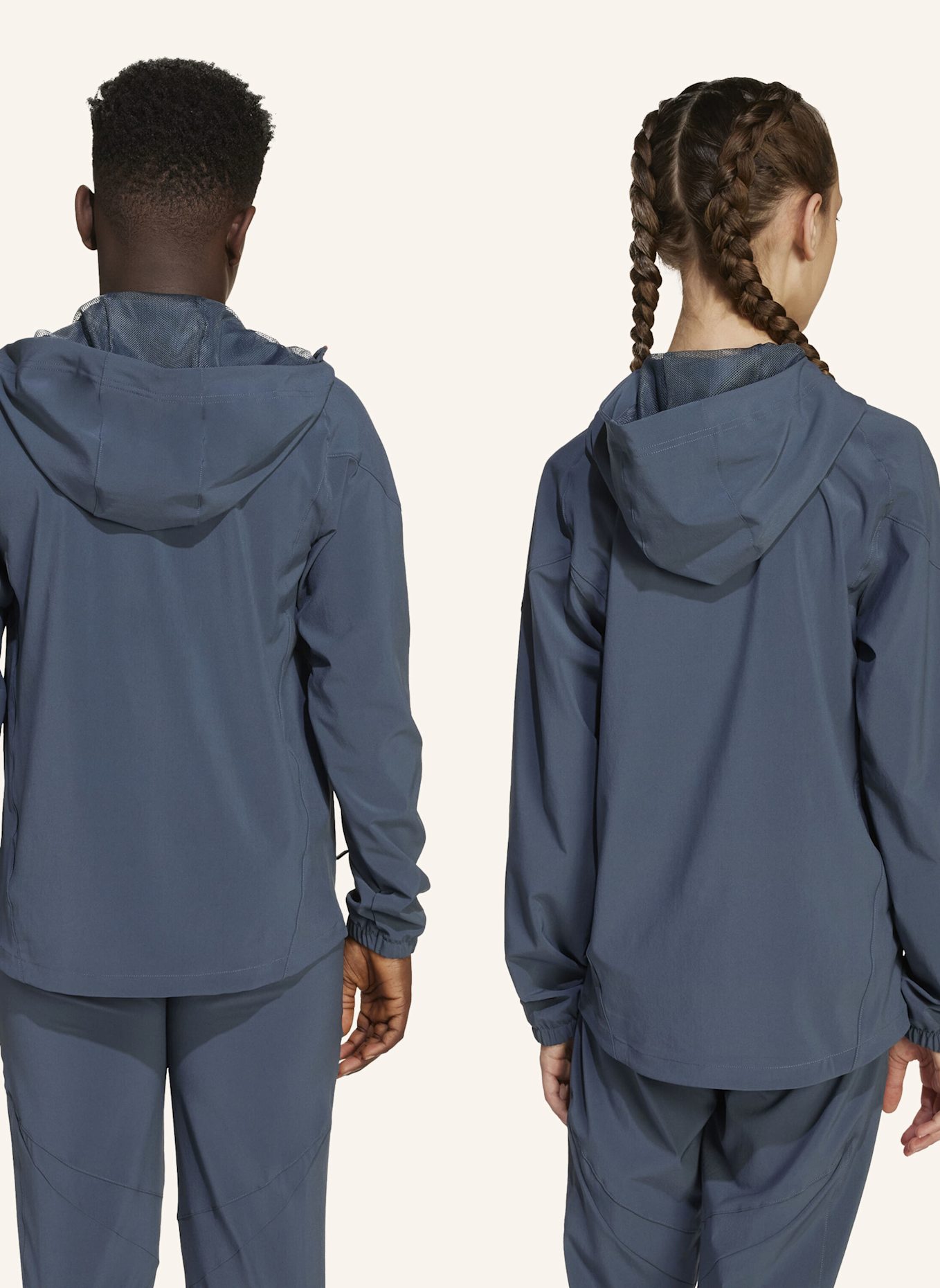 adidas FC BAYERN MÜNCHEN TIRO 25 COMPETITION VIS TECH TRAVEL JACKE FÜR KINDER: GRAU/ ORANGE