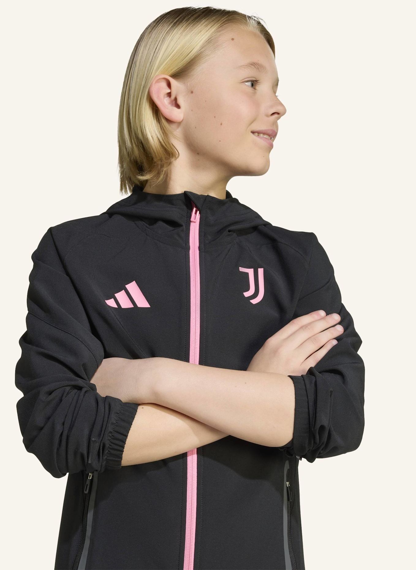 adidas JUVENTUS TURIN TIRO 25 COMPETITION VIS TECH KIDS TRAVEL JACKE: SCHWARZ