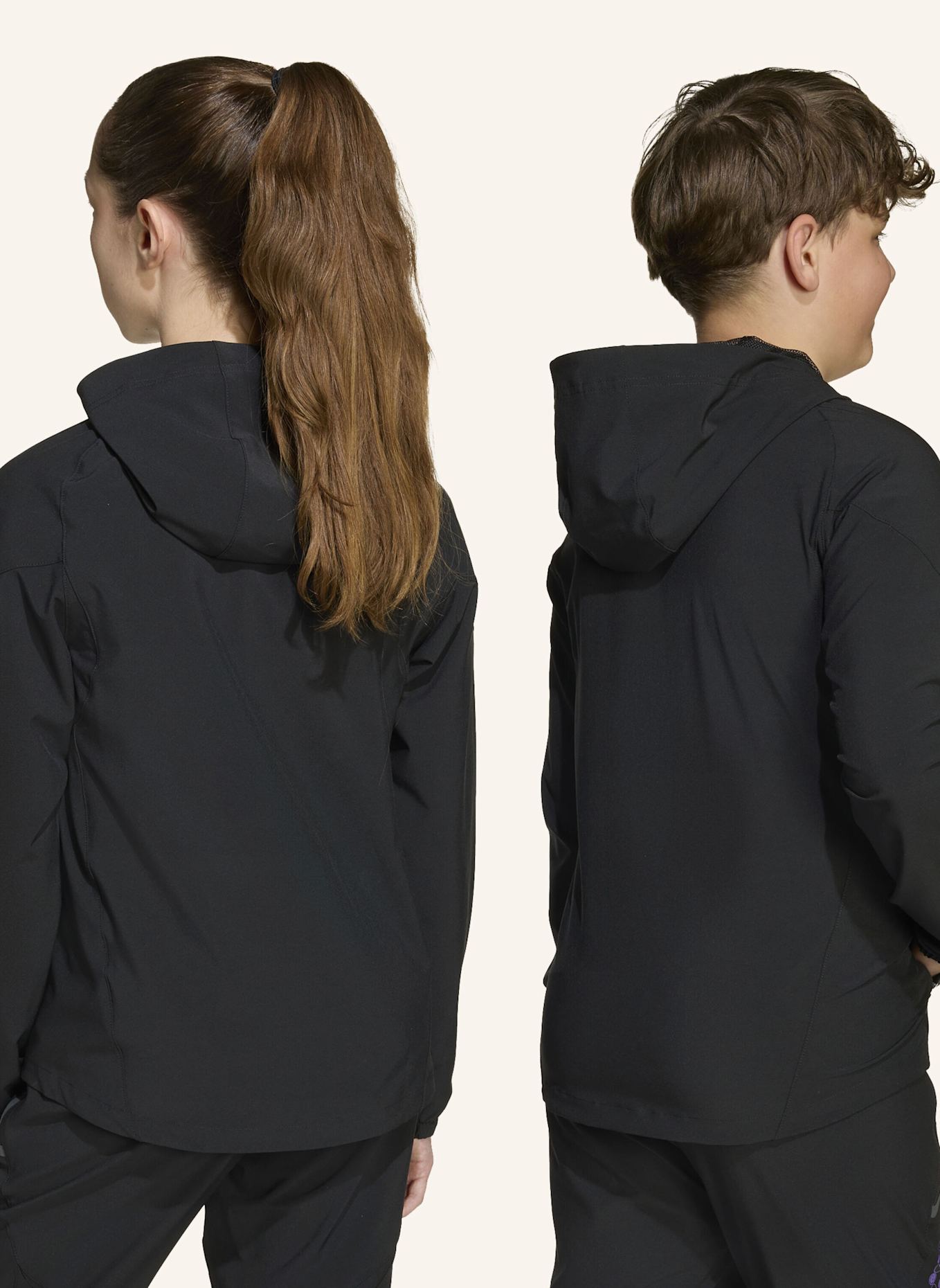 adidas MANCHESTER UNITED TIRO 25 COMPETITION VIS TECH KIDS TRAVEL JACKE: SCHWARZ