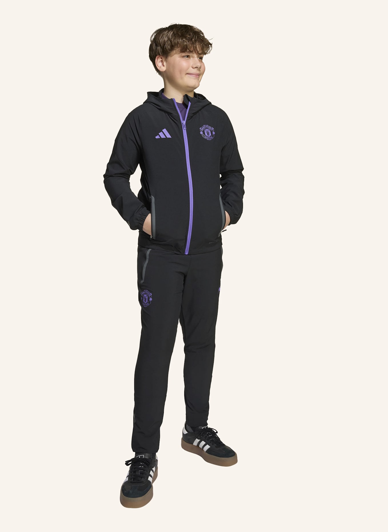 adidas MANCHESTER UNITED TIRO 25 COMPETITION VIS TECH KIDS TRAVEL JACKE: SCHWARZ