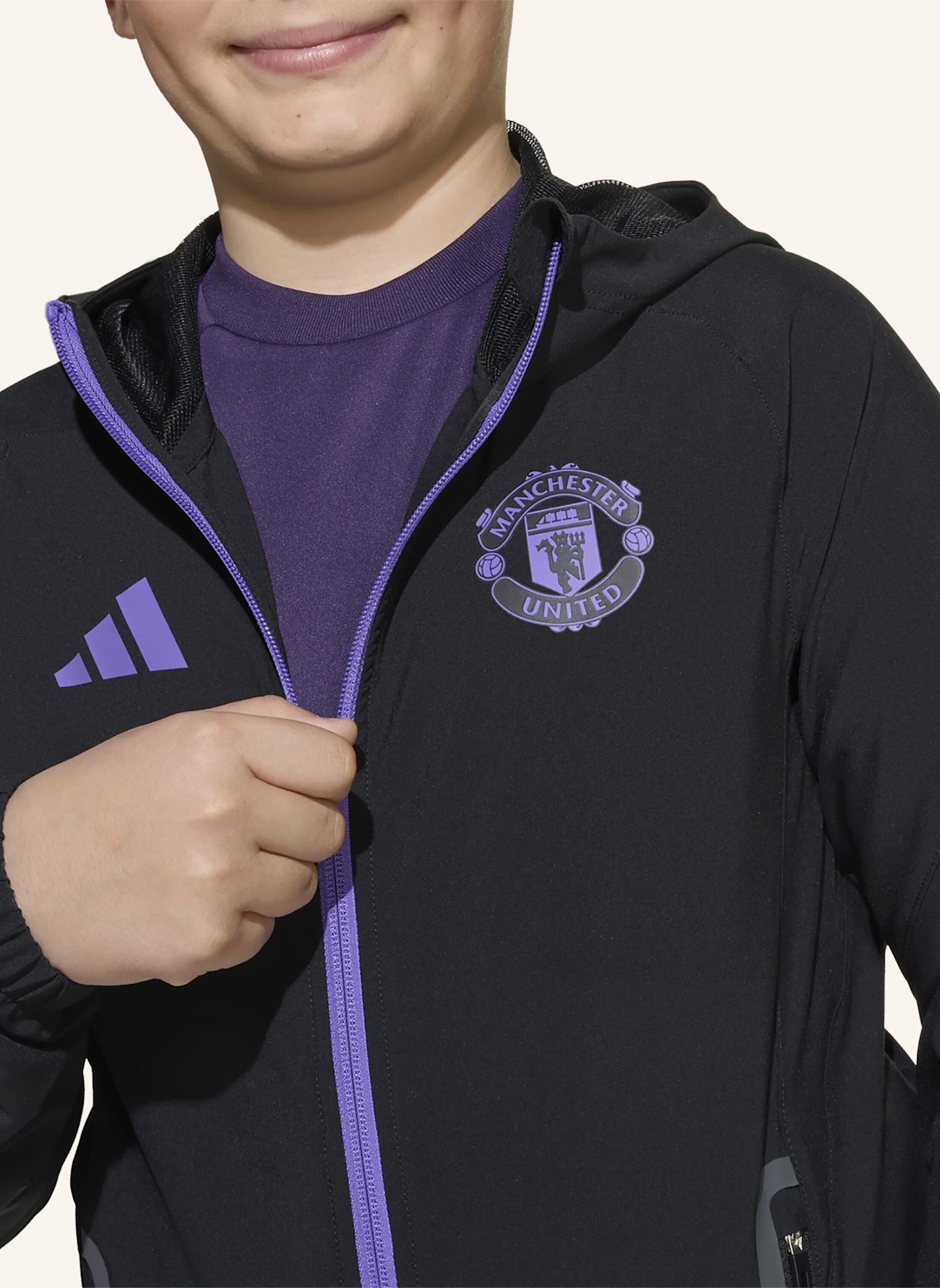 adidas MANCHESTER UNITED TIRO 25 COMPETITION VIS TECH KIDS TRAVEL JACKE: SCHWARZ