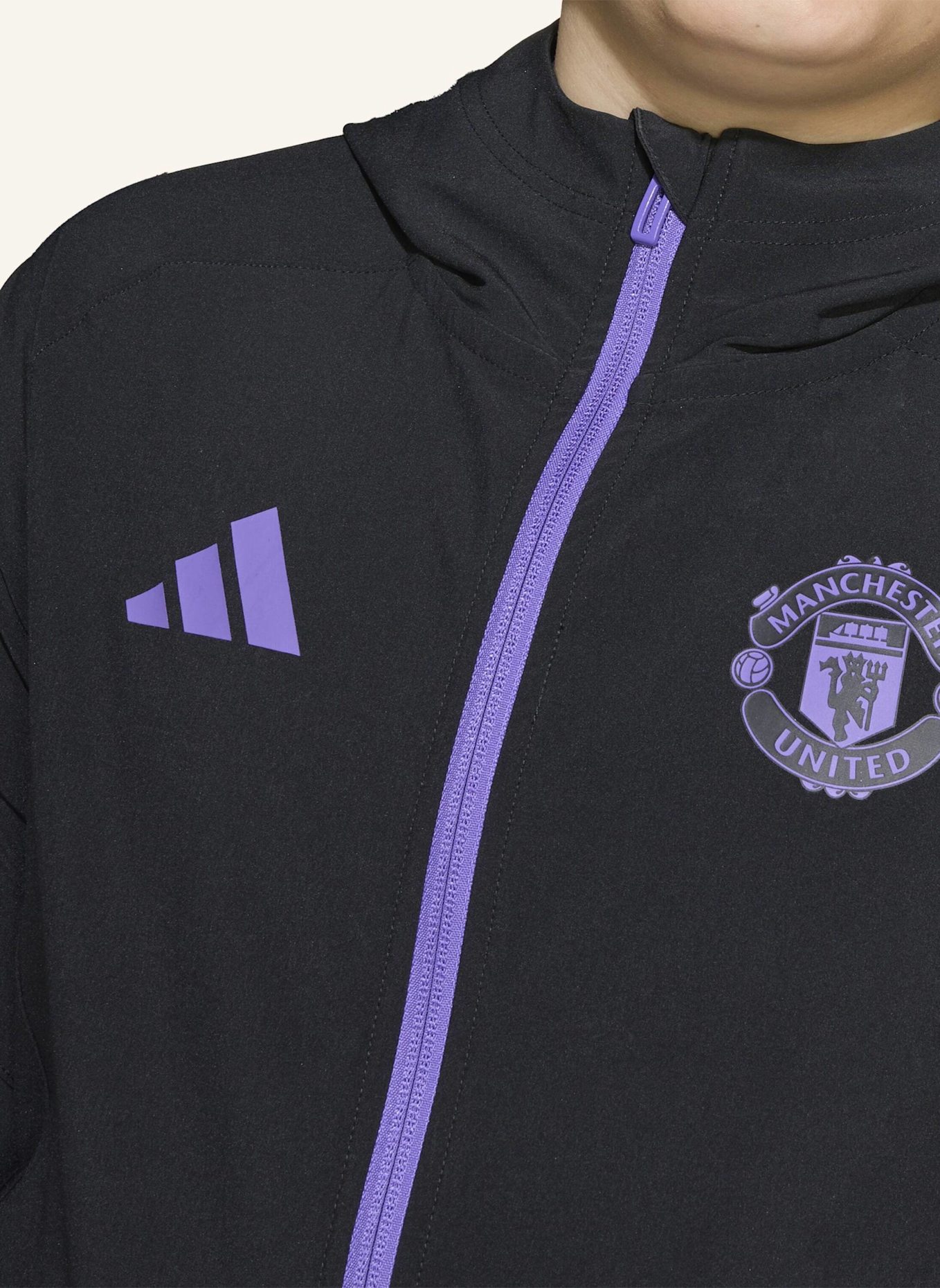 adidas MANCHESTER UNITED TIRO 25 COMPETITION VIS TECH KIDS TRAVEL JACKE: SCHWARZ