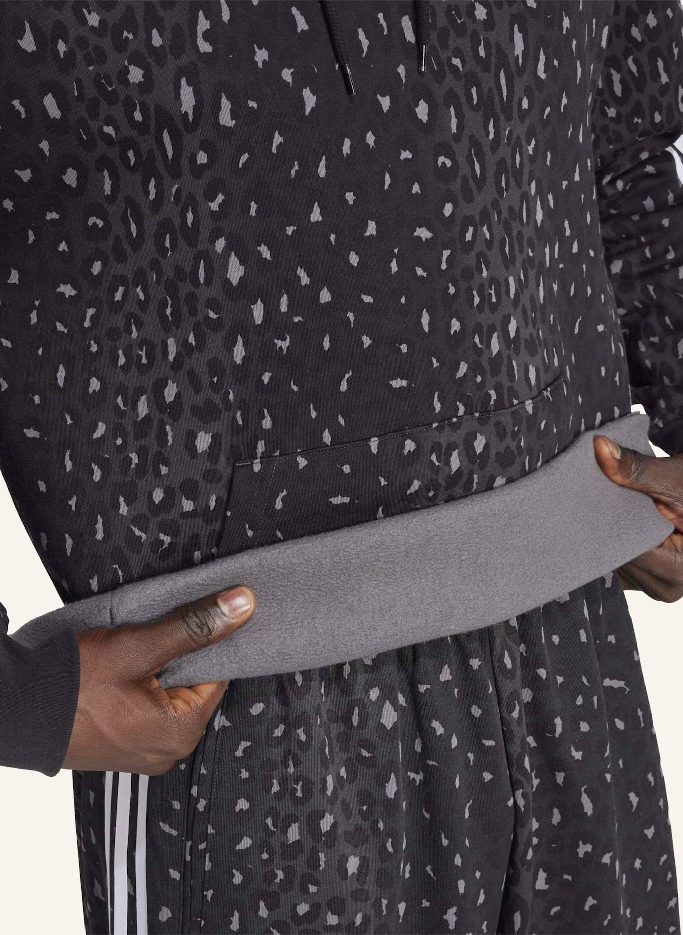 adidas Originals LEO ALL OVER PRINT LOOSE HOODIE: SCHWARZ