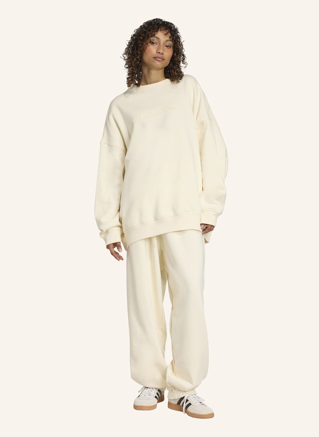 adidas Originals ESSENTIALS LINEAR OVERSIZED SWEATSHIRT: WEISS