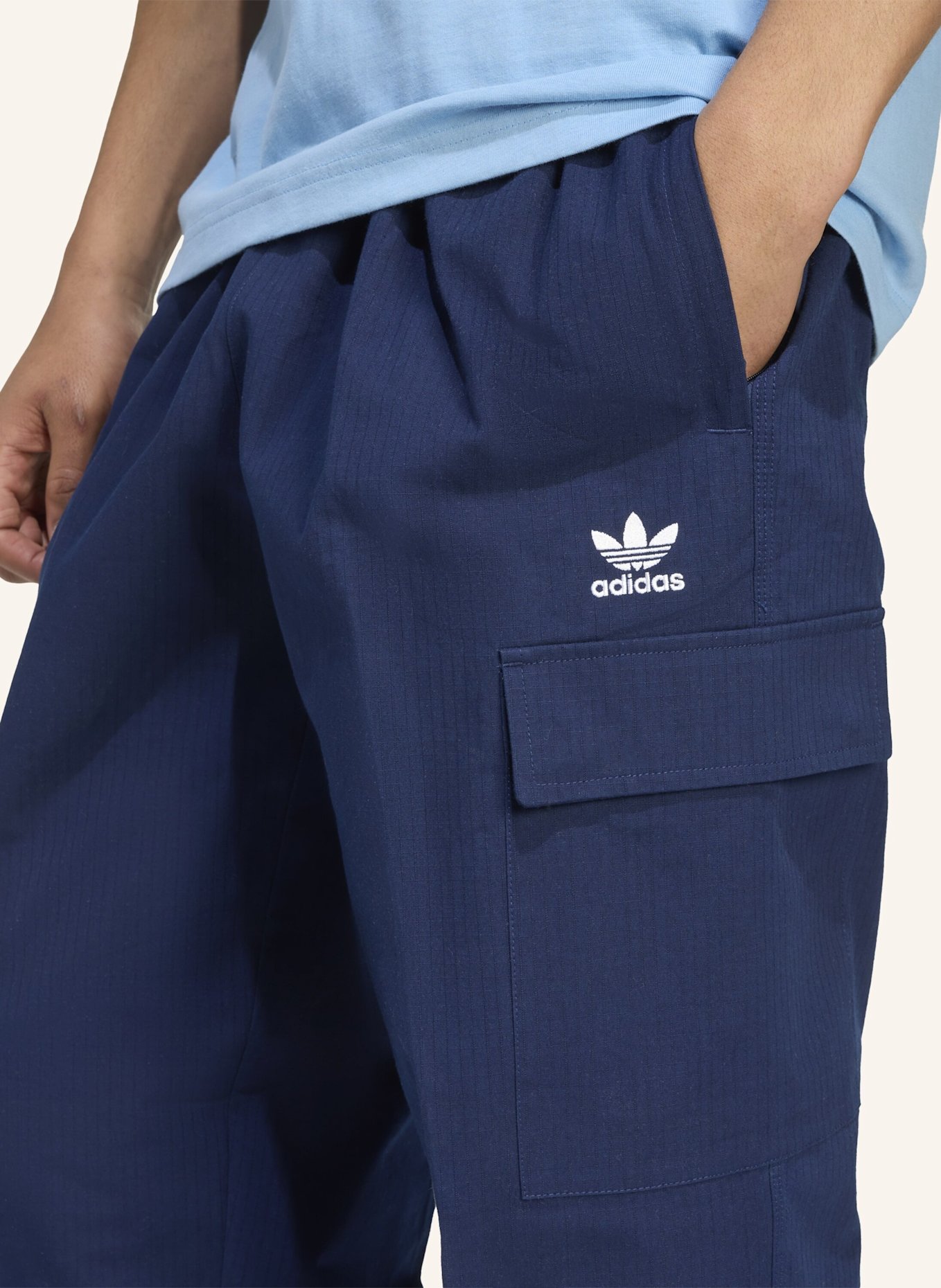 adidas Originals TREFOIL ESSENTIALS WOVEN: BLAU/ WEISS