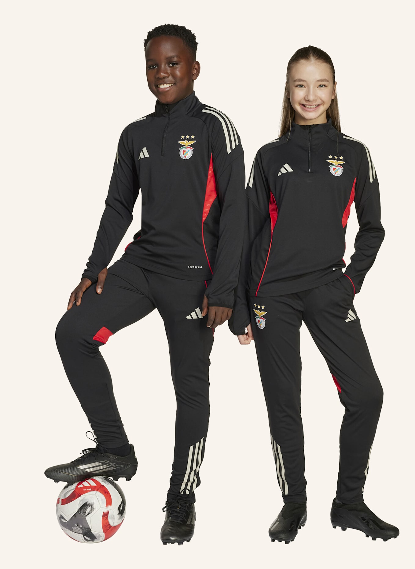 adidas BENFICA LISSABON TIRO 25 COMPETITION KIDS TRAININGSHOSE: SCHWARZ