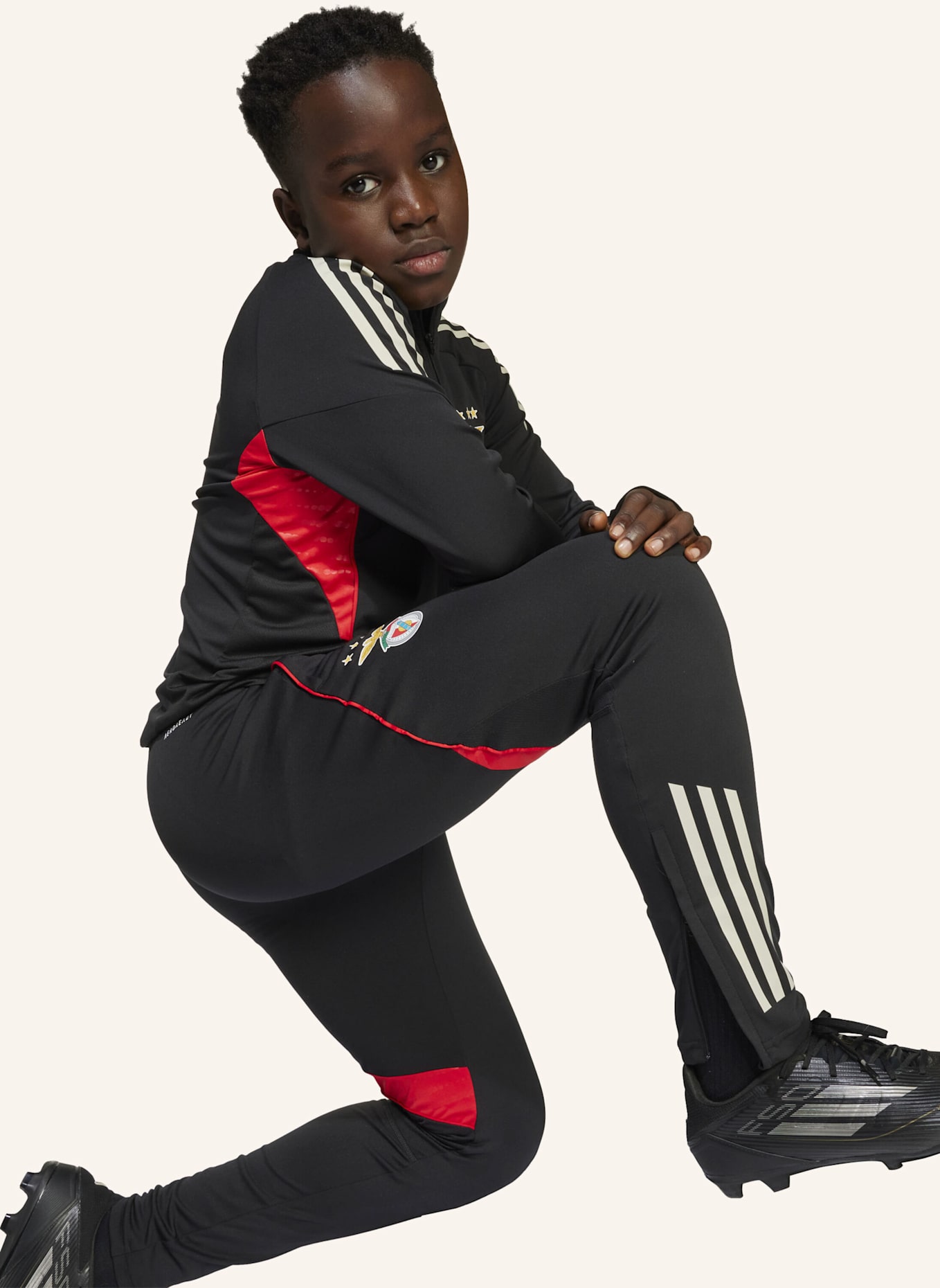 adidas BENFICA LISSABON TIRO 25 COMPETITION KIDS TRAININGSHOSE: SCHWARZ