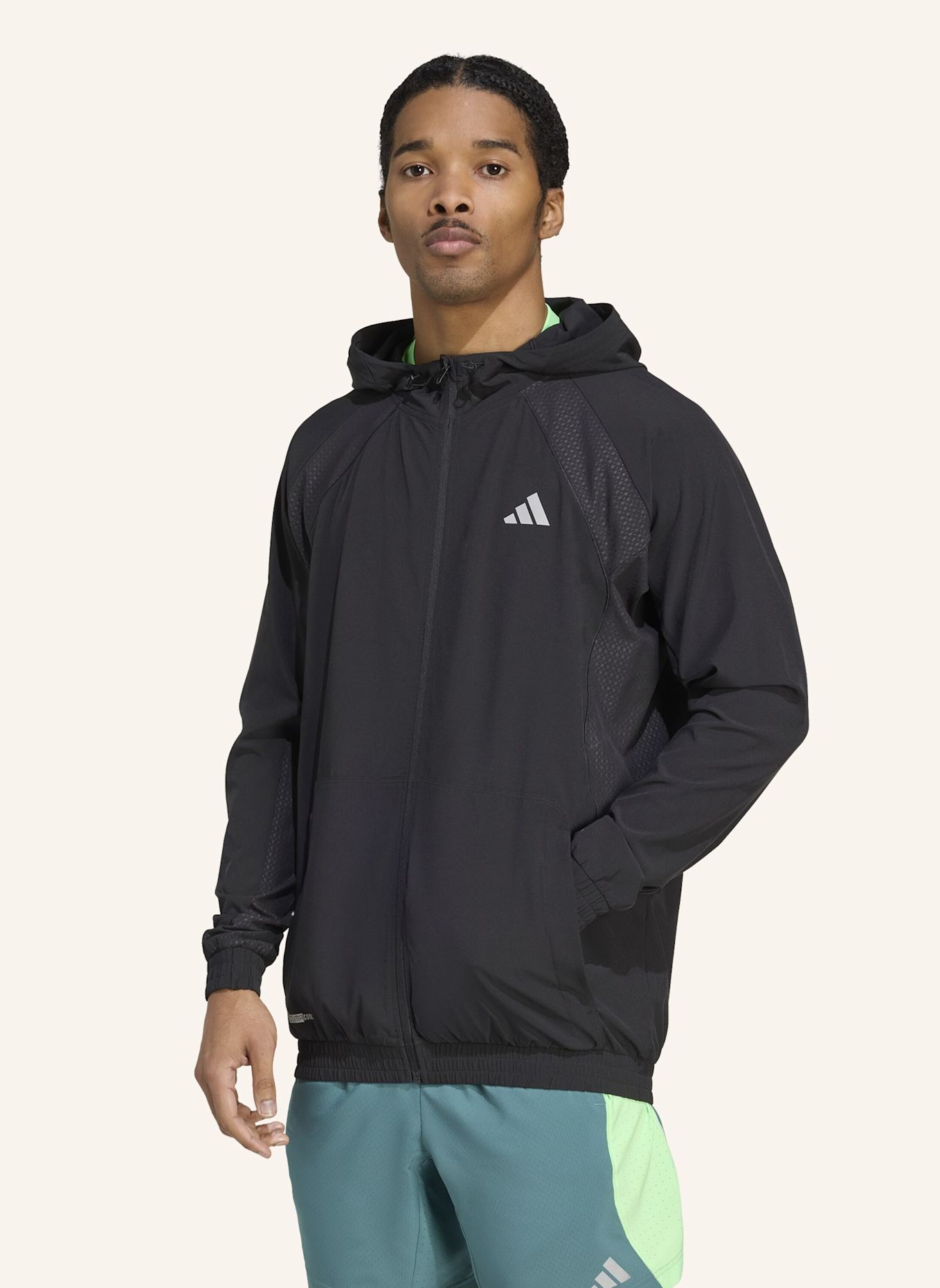 adidas TECH APPAREL TRAININGSJACKE: SCHWARZ/ GRAU