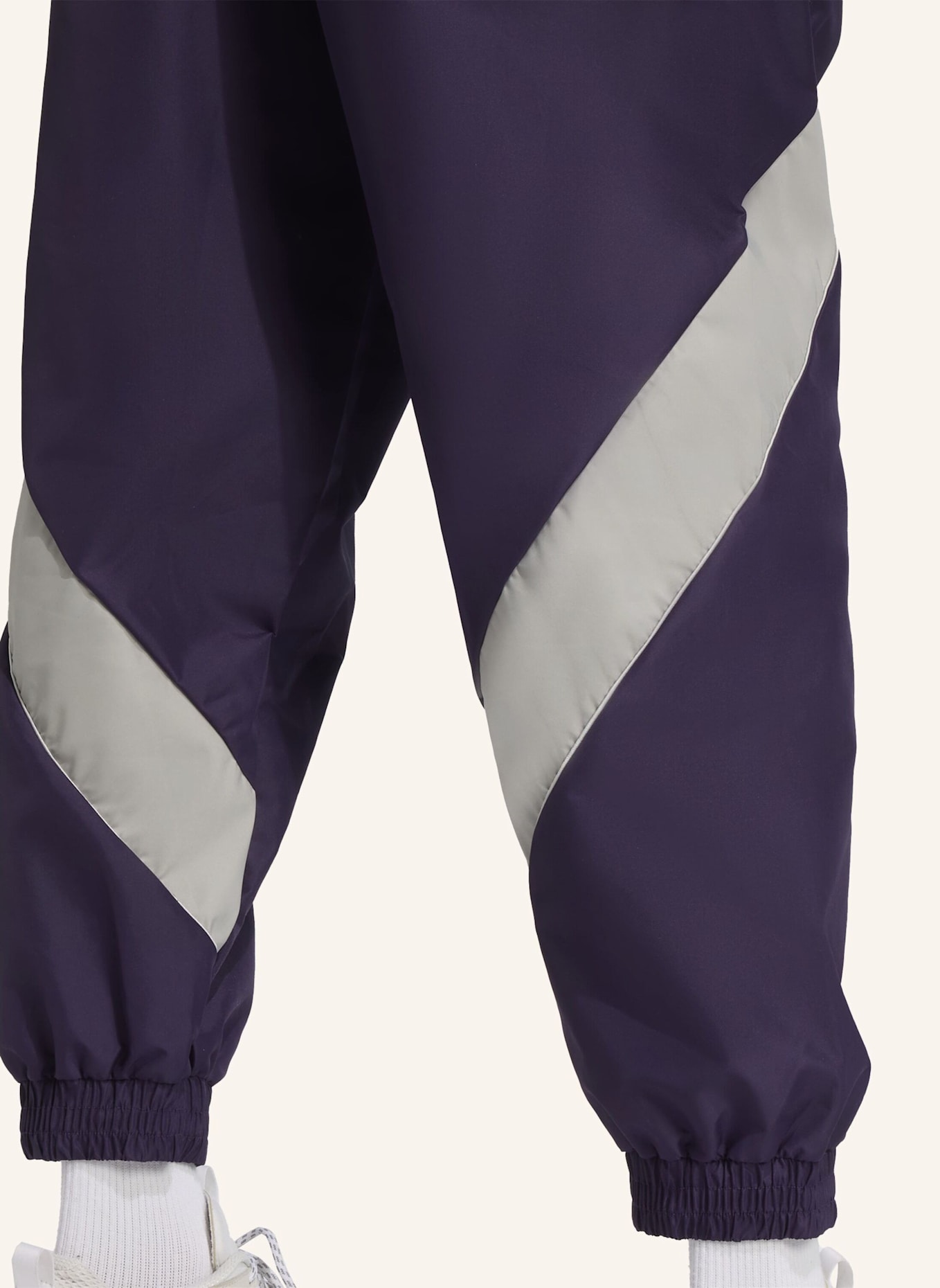 adidas STADIUM HOSE: LILA/ GRAU