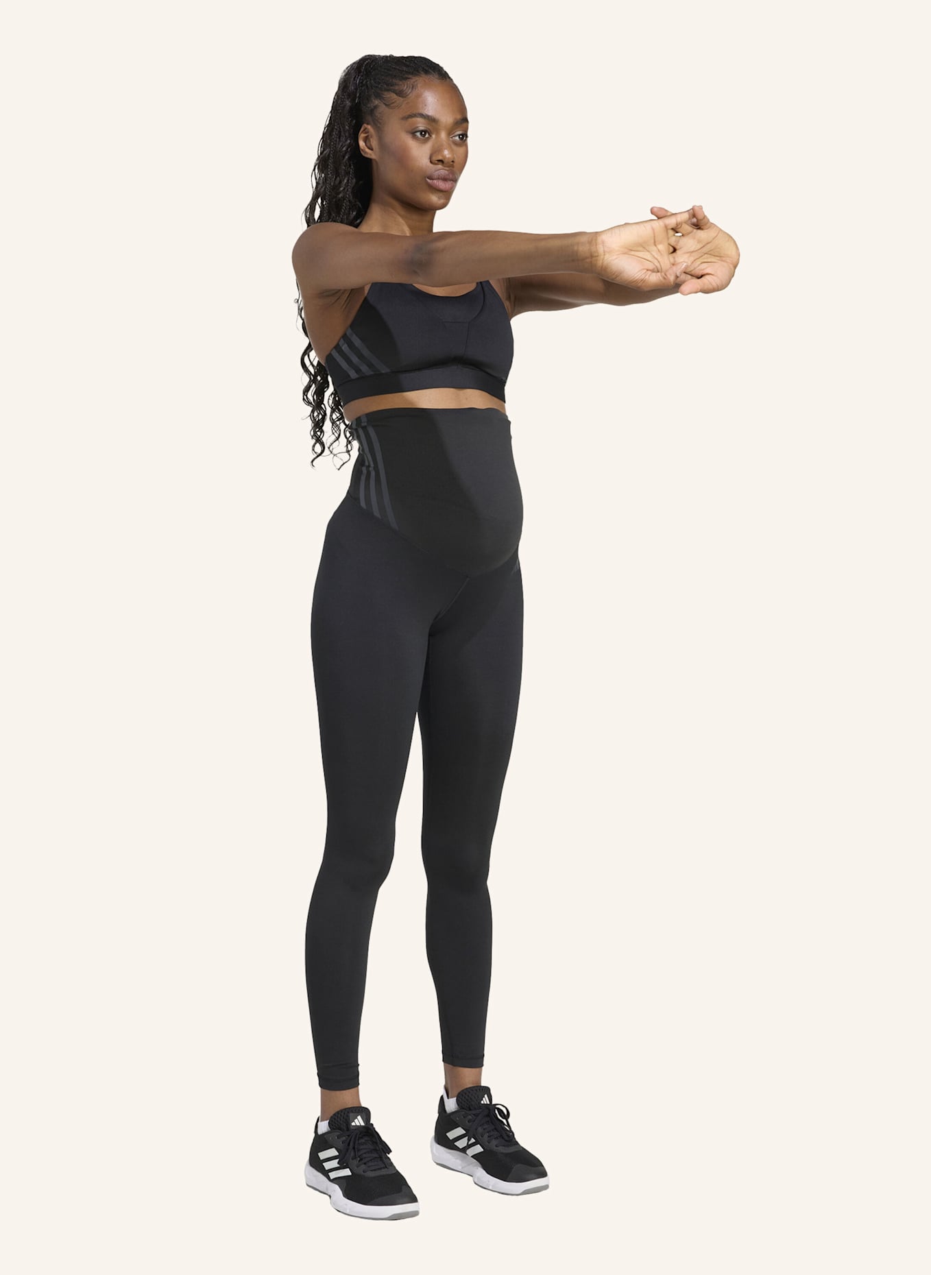 adidas POWERIMPACT LUXE MEDIUM-SUPPORT MATERNITY SPORT-BH: SCHWARZ/ GRAU