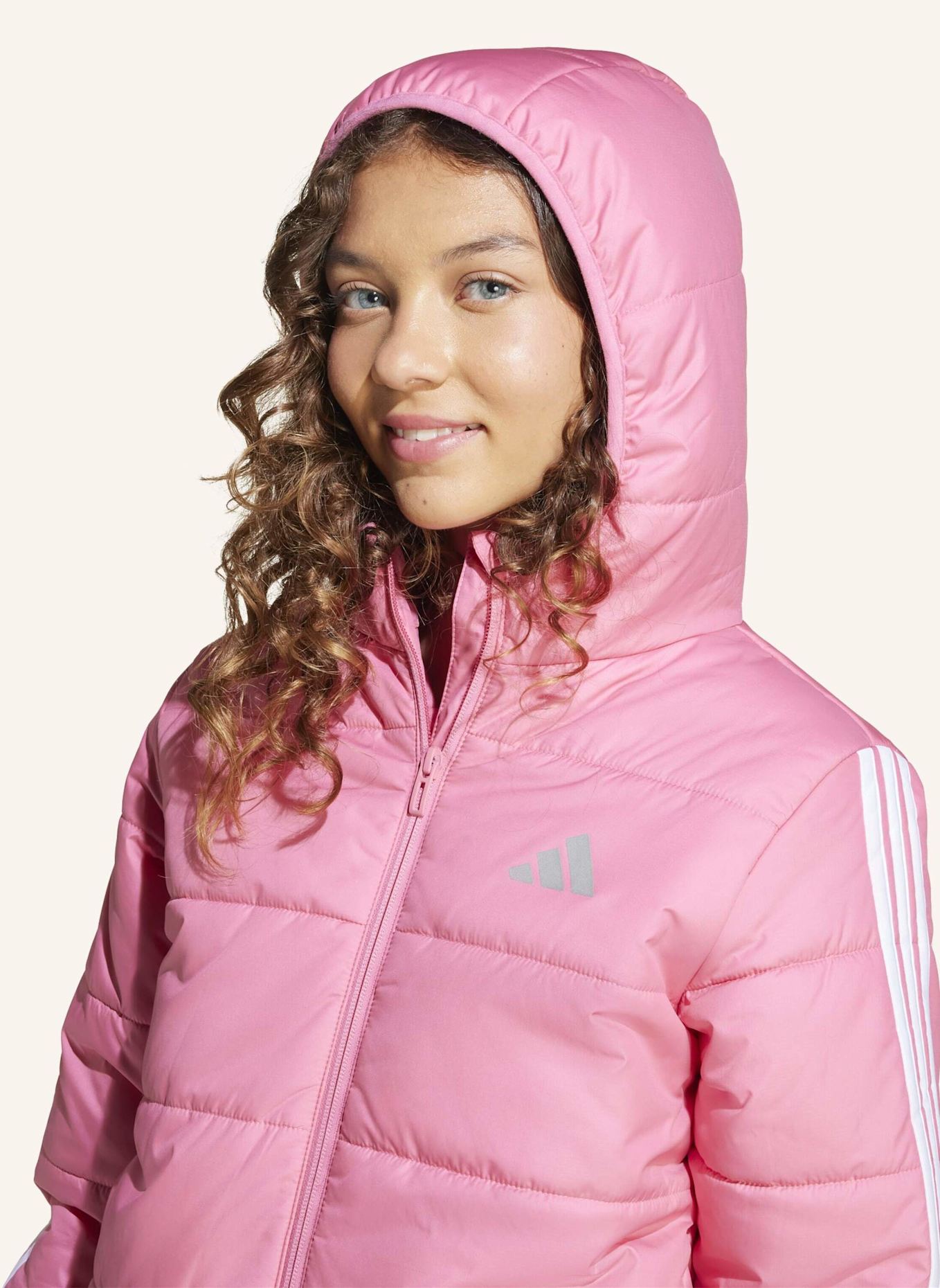 adidas ESSENTIALS 3-STREIFEN GEFÜTTERTE KINDERJACKE: ROSA/ WEISS