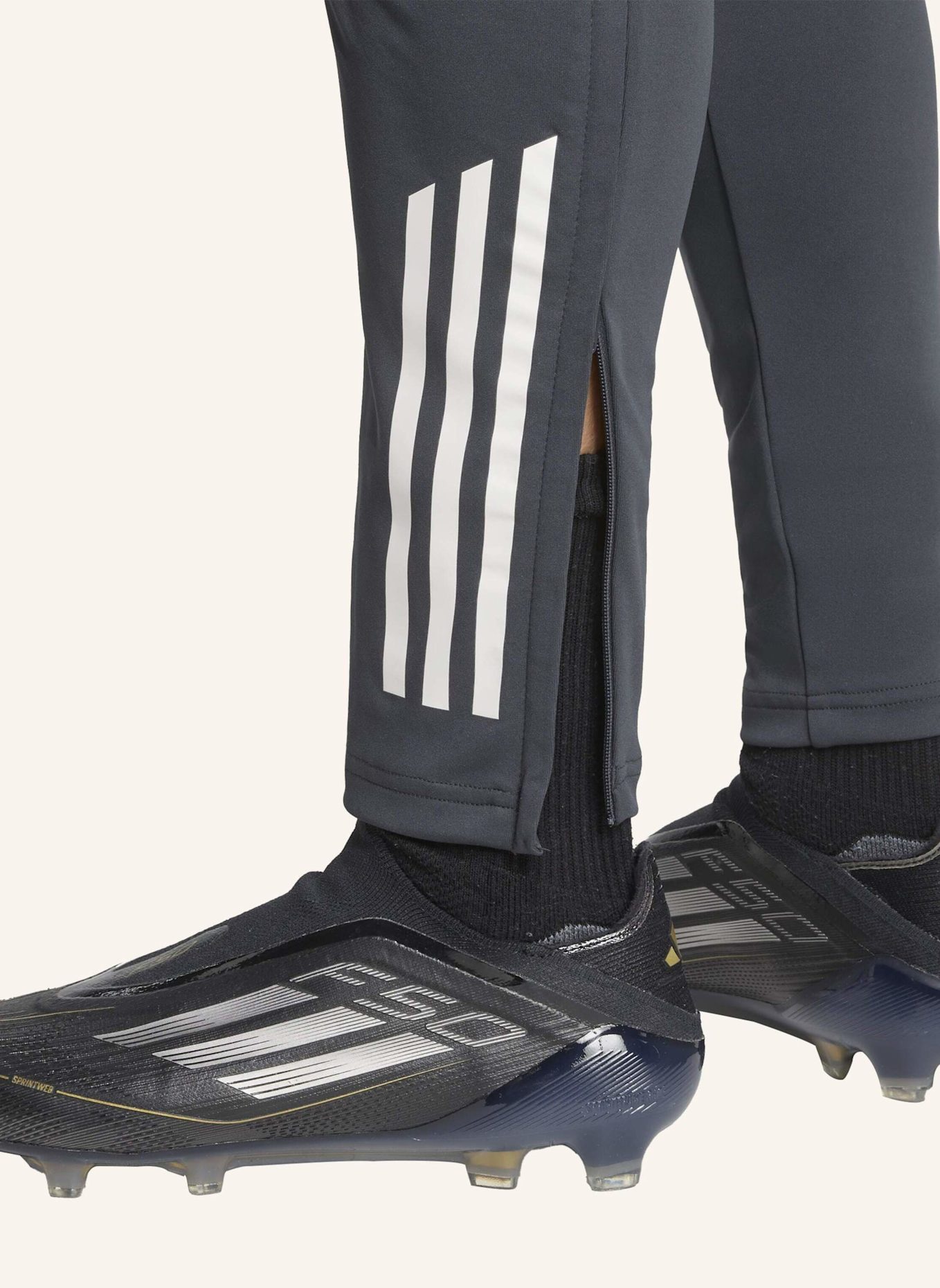 adidas ARSENAL TIRO 25 COMPETITION TRAININGSHOSE: GRAU
