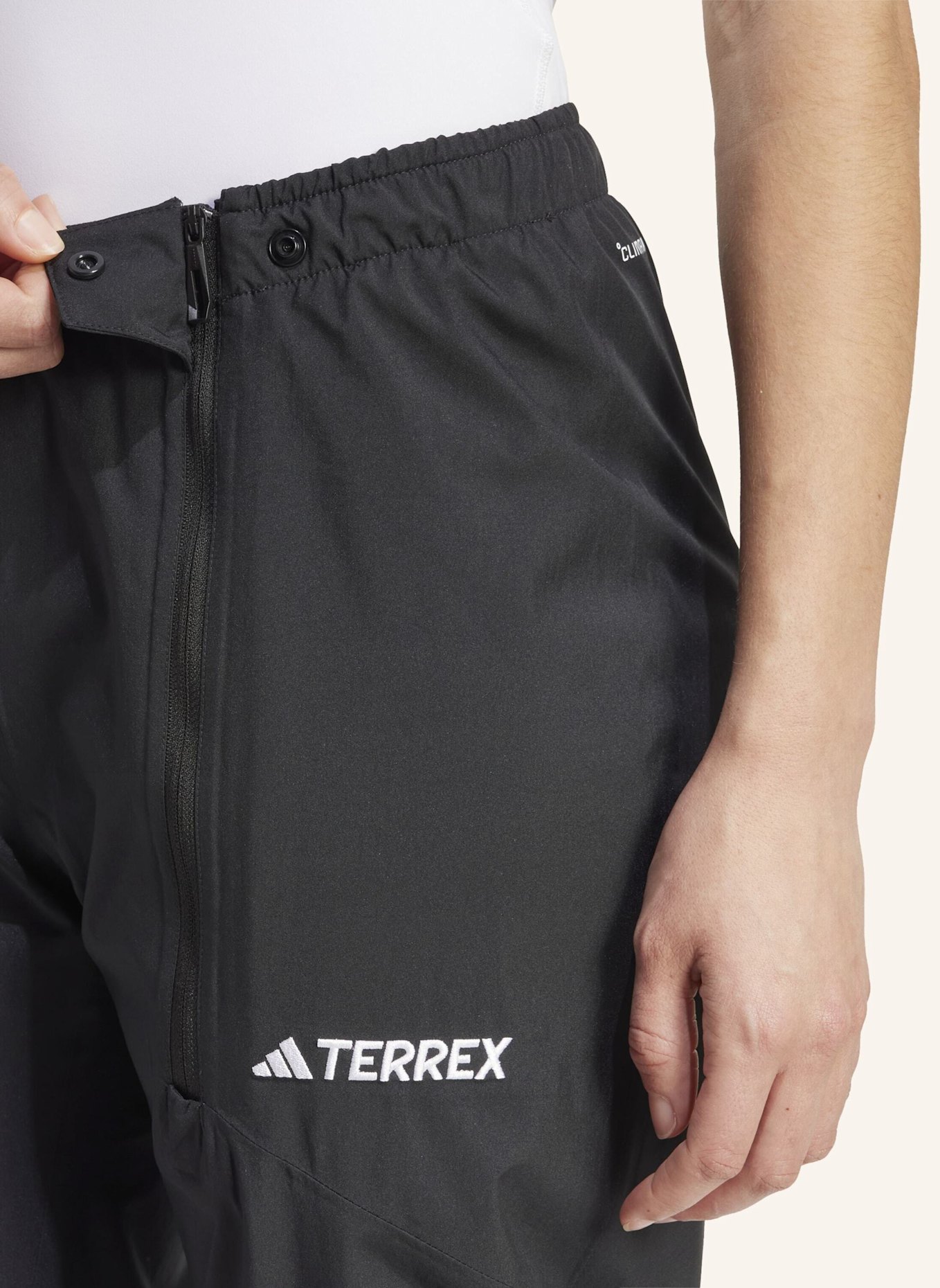 adidas TERREX TERREX MULTI CLIMAPROOF TWO-LAYER REGENHOSE: SCHWARZ