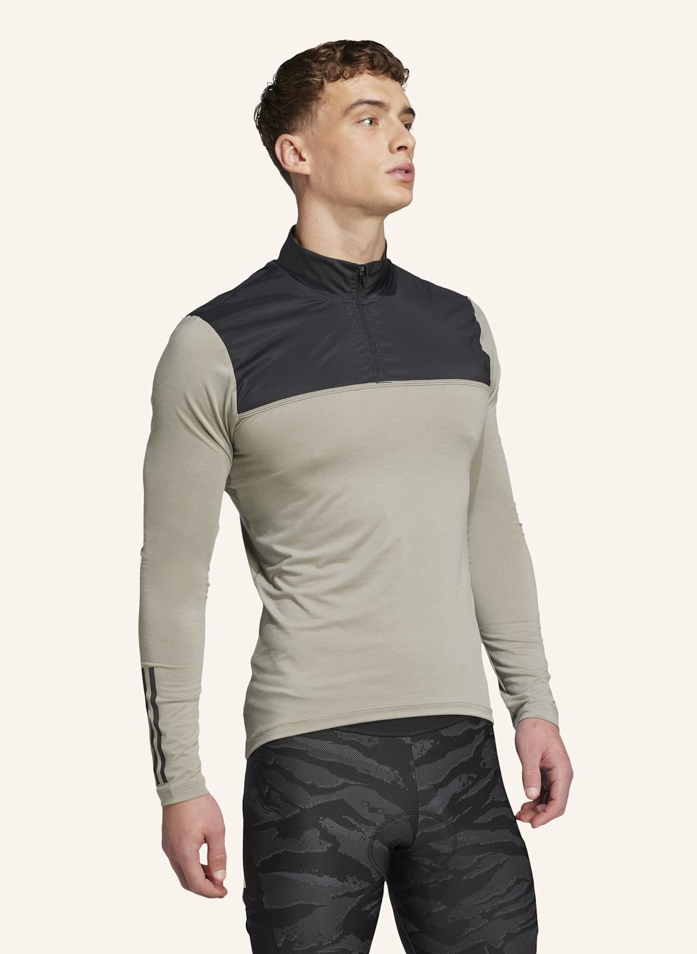 adidas THE GRAVEL LONG SLEEVE RADTRIKOT: SILBER