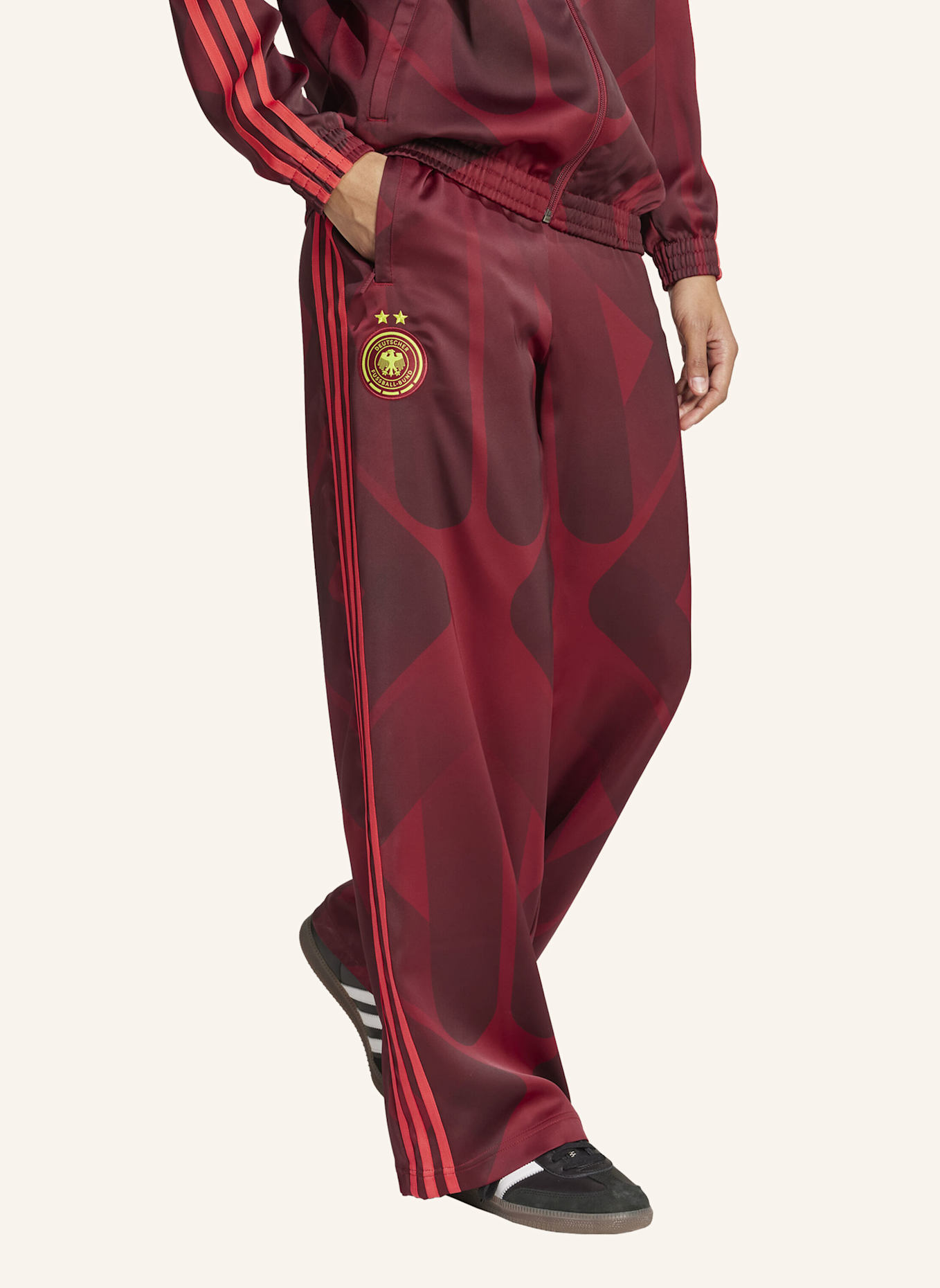 adidas Originals DFB TRAININGSHOSE: ROT/ BRAUN