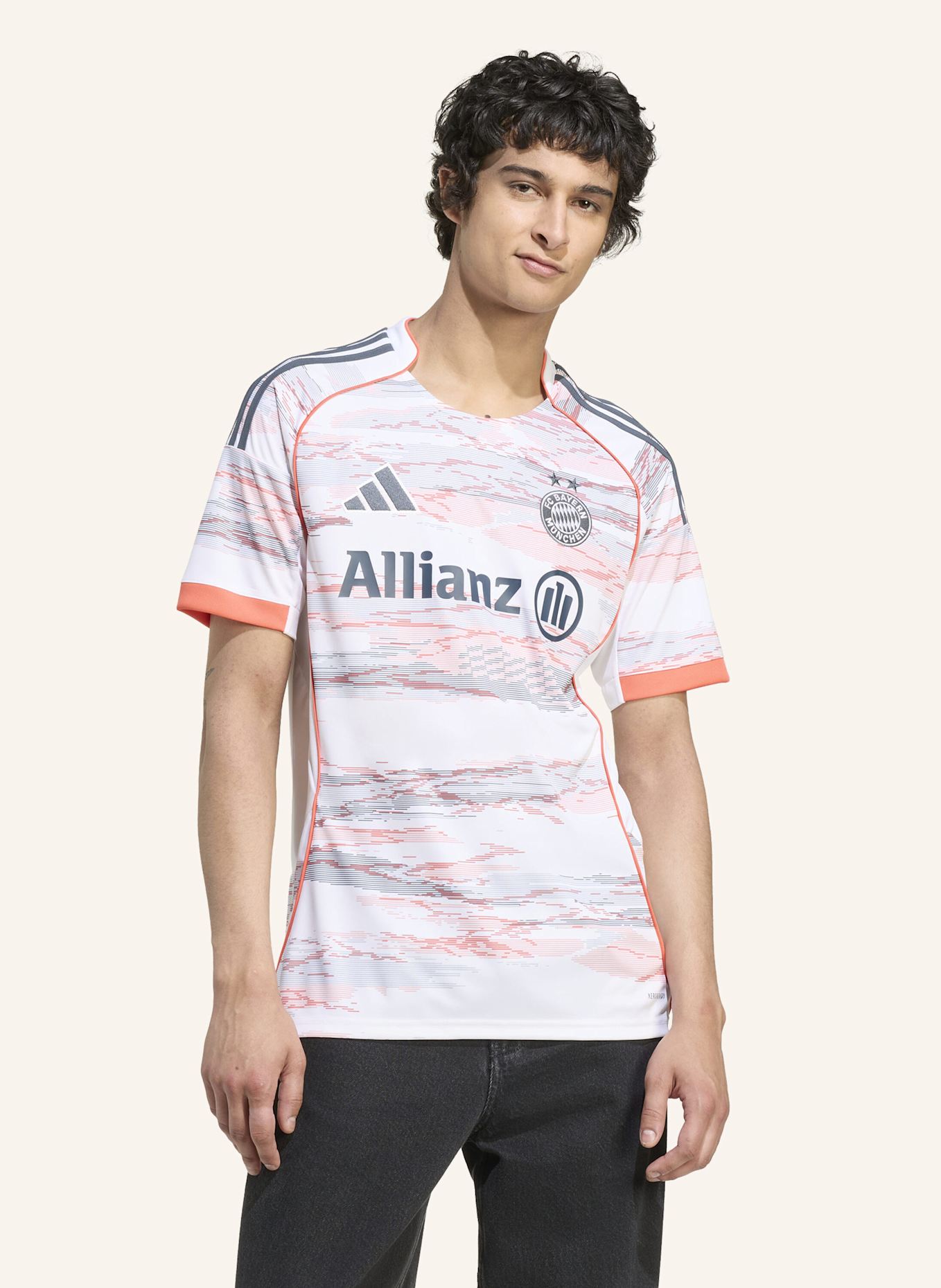 adidas FC BAYERN MÜNCHEN 25/26 FRAUENTEAM AUSWÄRTSTRIKOT: WEISS