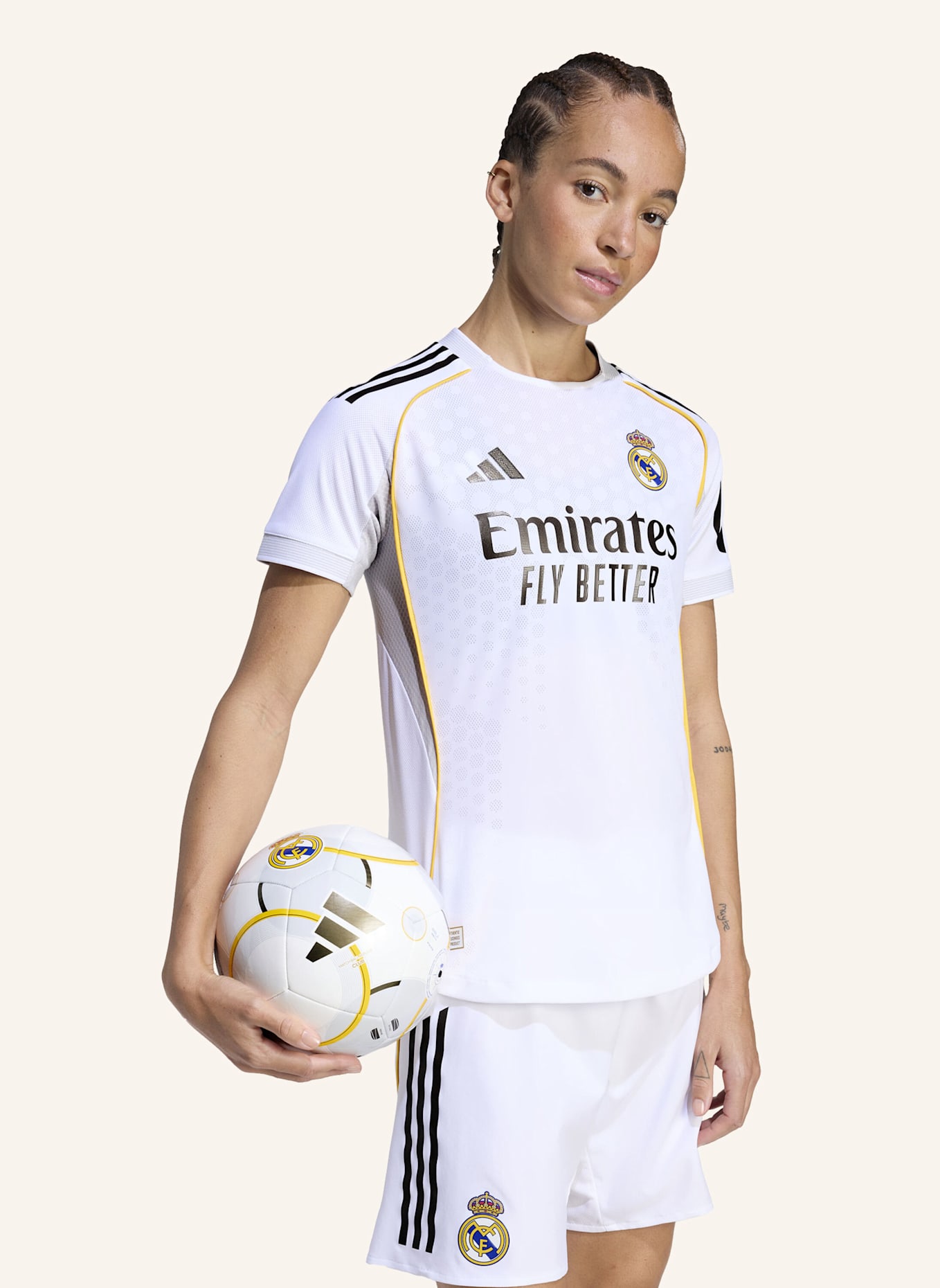 adidas REAL MADRID 25/26 HEIMTRIKOT AUTHENTIC JERSEY: WEISS