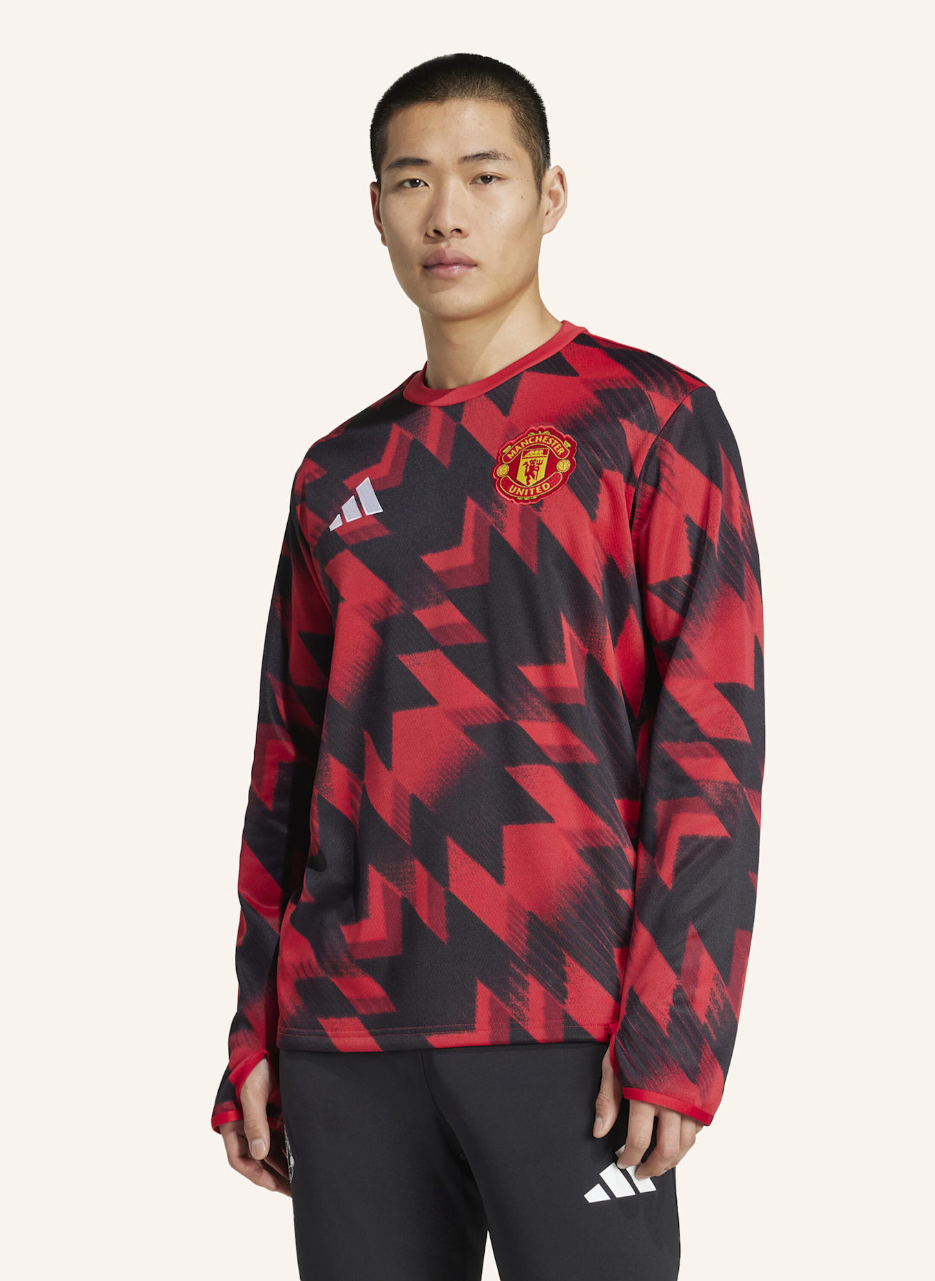 adidas MANCHESTER UNITED 25/26 PRE-MATCH WARM OBERTEIL: ROT