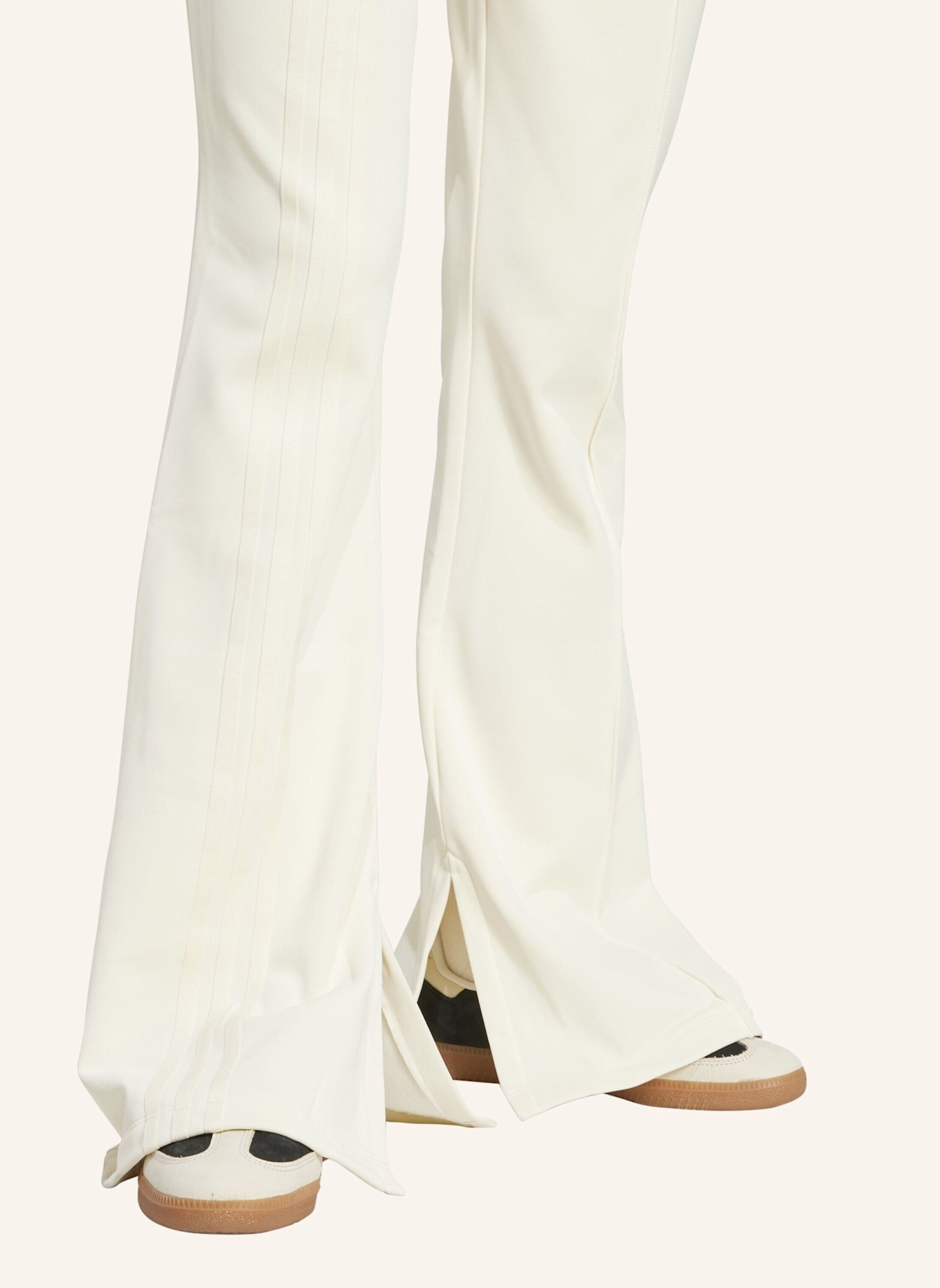 adidas Originals 3-STREIFEN FLARED FIREBIRD TRAININGSHOSE: WEISS