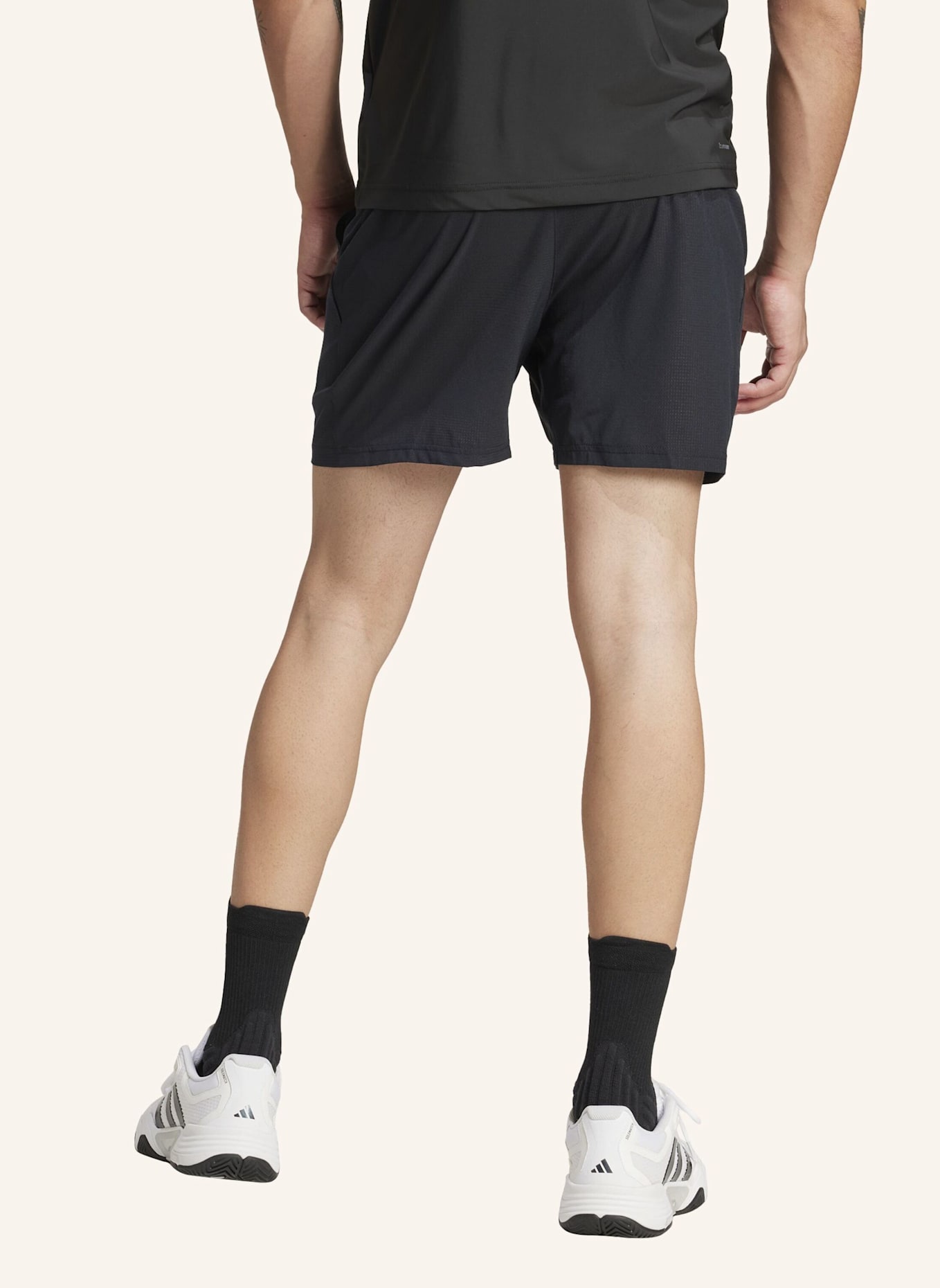 adidas TENNIS 5-INCH ERGO SHORTS: SCHWARZ