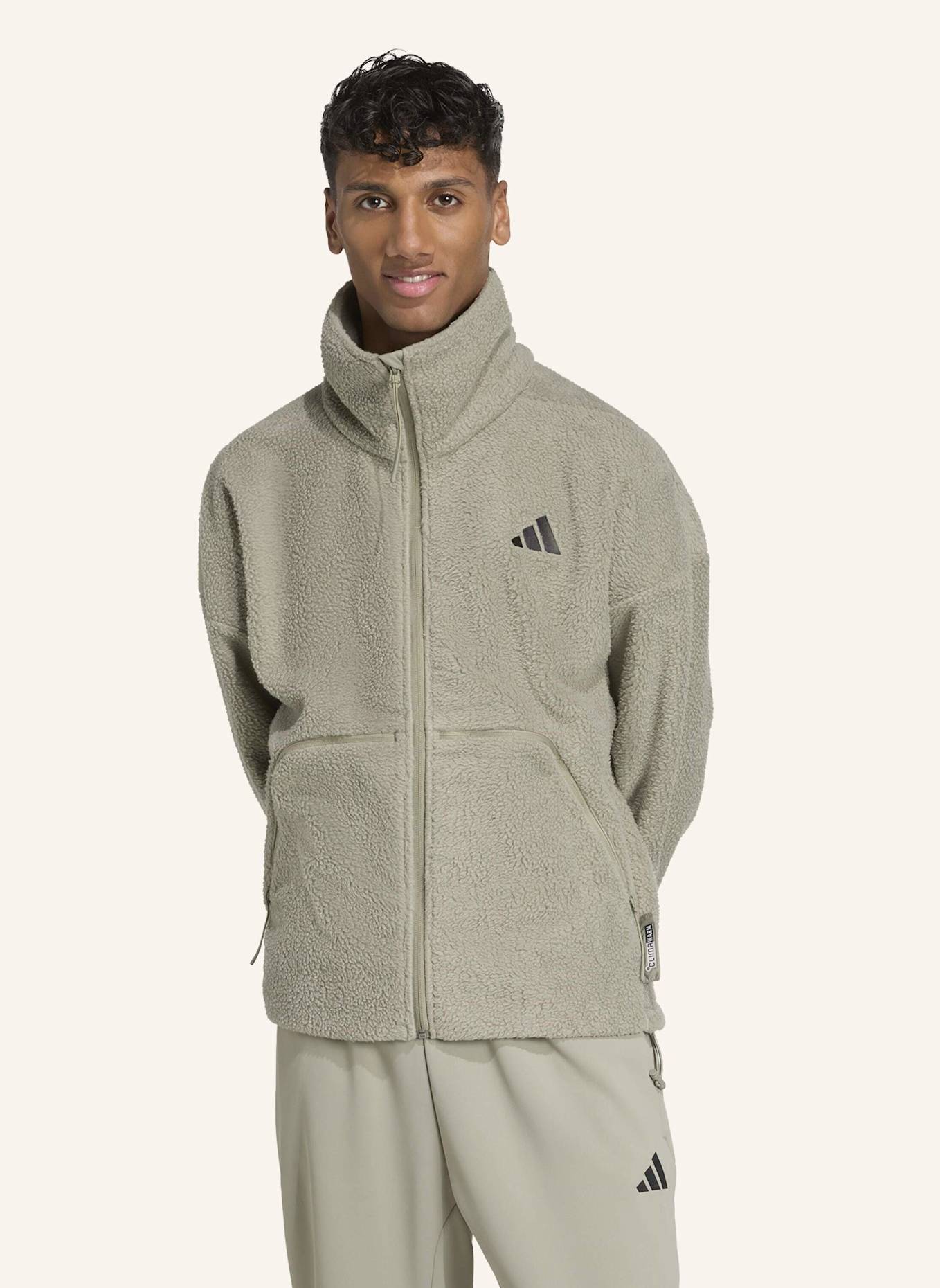 adidas CITY TECH HIGH PILE FLEECEJACKE MIT DURCHGEHENDEM REISSVERSCHLUSS: SILBER