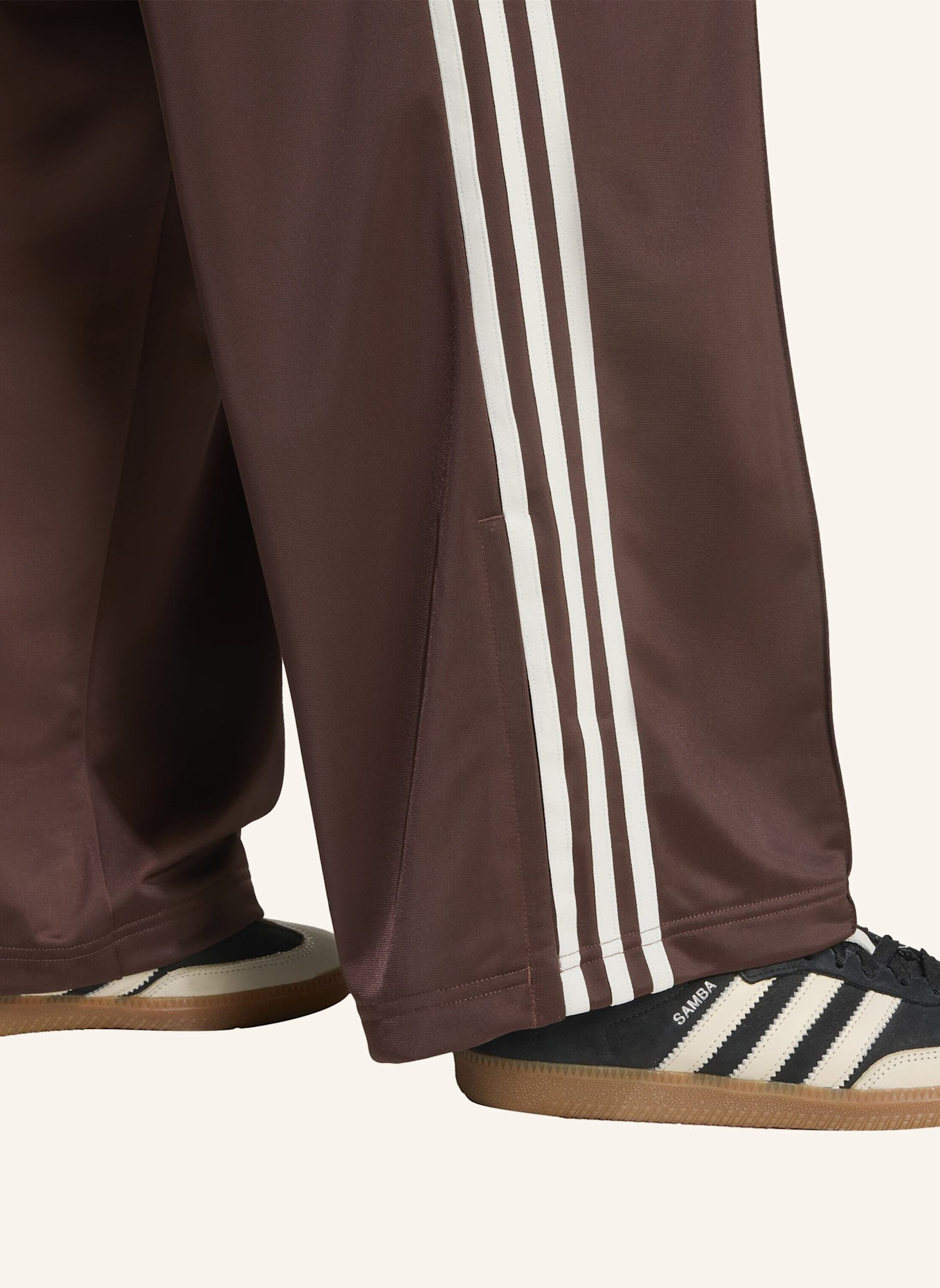 adidas Originals Track Pants FIREBIRD ADICOLOR LOOSE: BRAUN/ WEISS