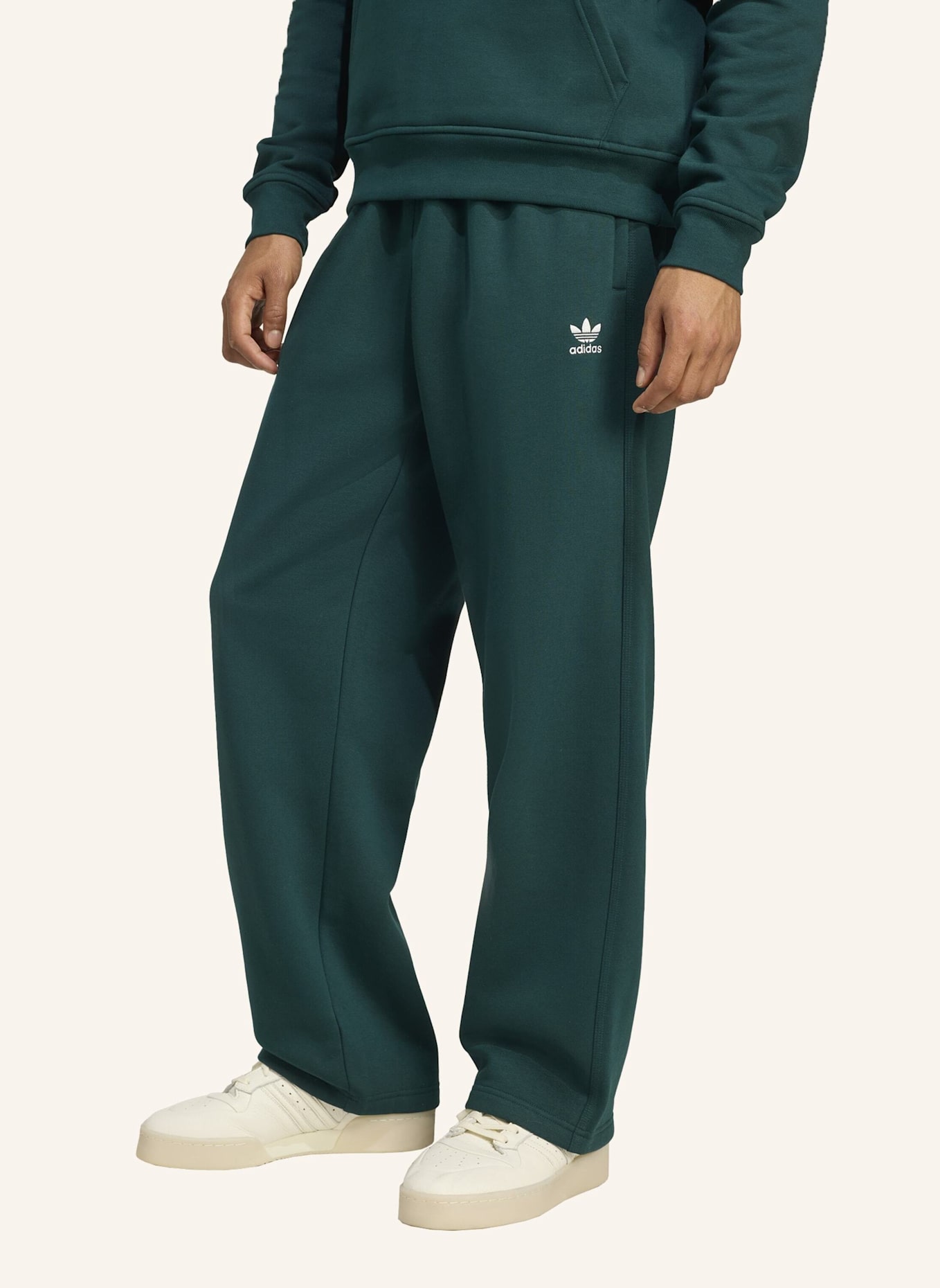 adidas Originals TREFOIL ESSENTIALS OPEN HEM HOSE: GRÜN