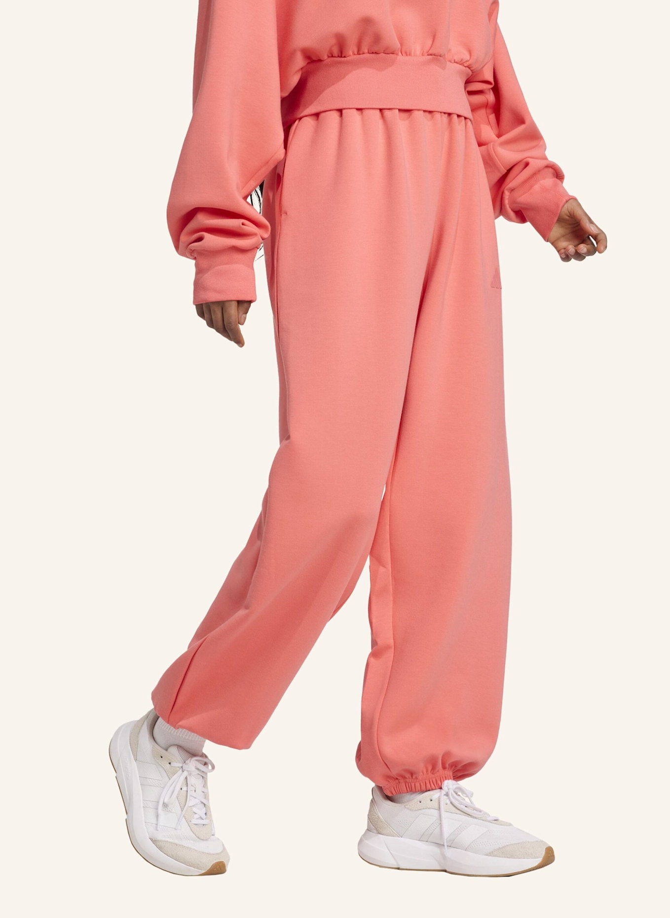 adidas Sweatpants SOFT LUX LOOSE: ROT