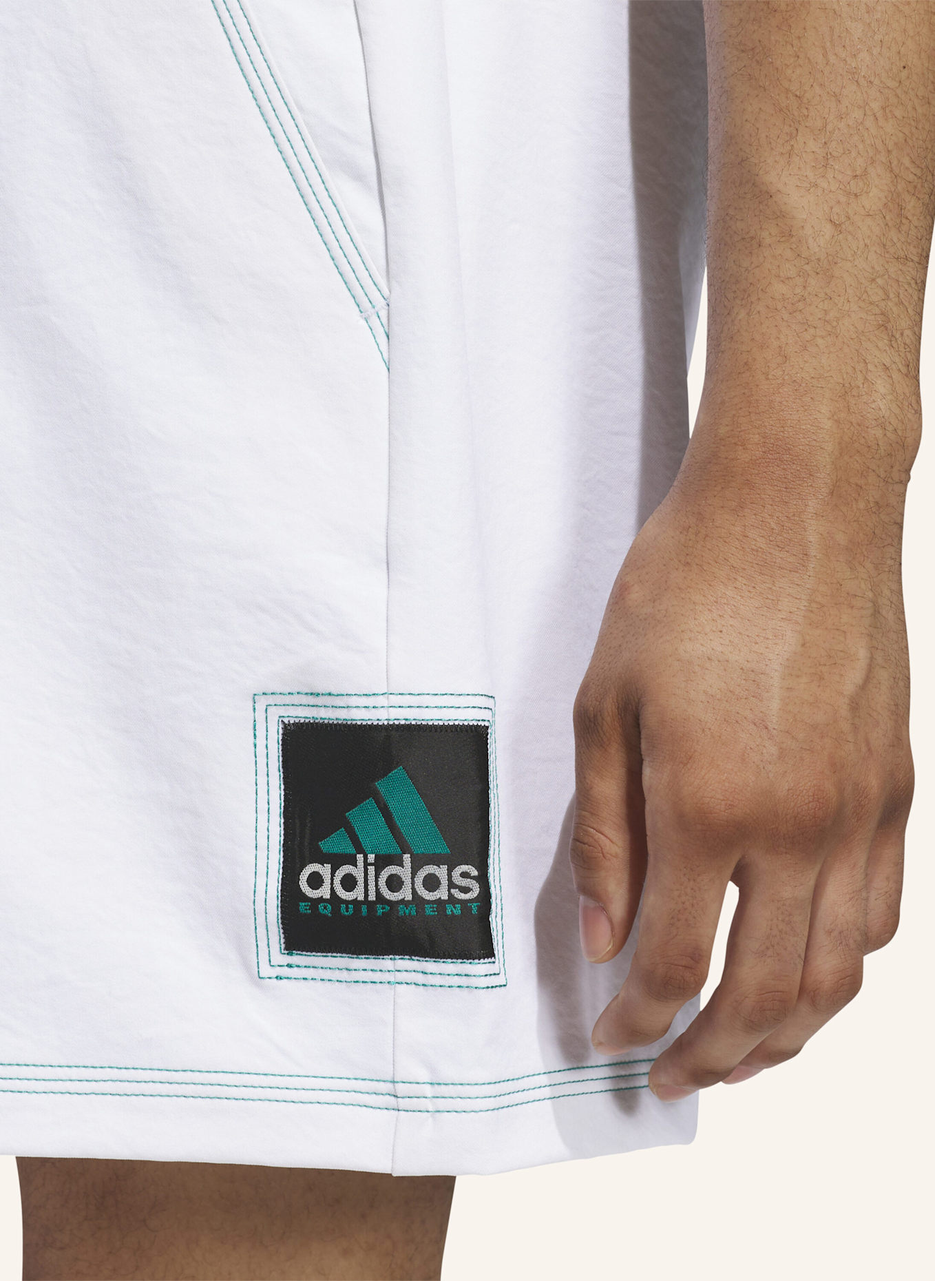 adidas EQUIPMENT SHORTS: WEISS