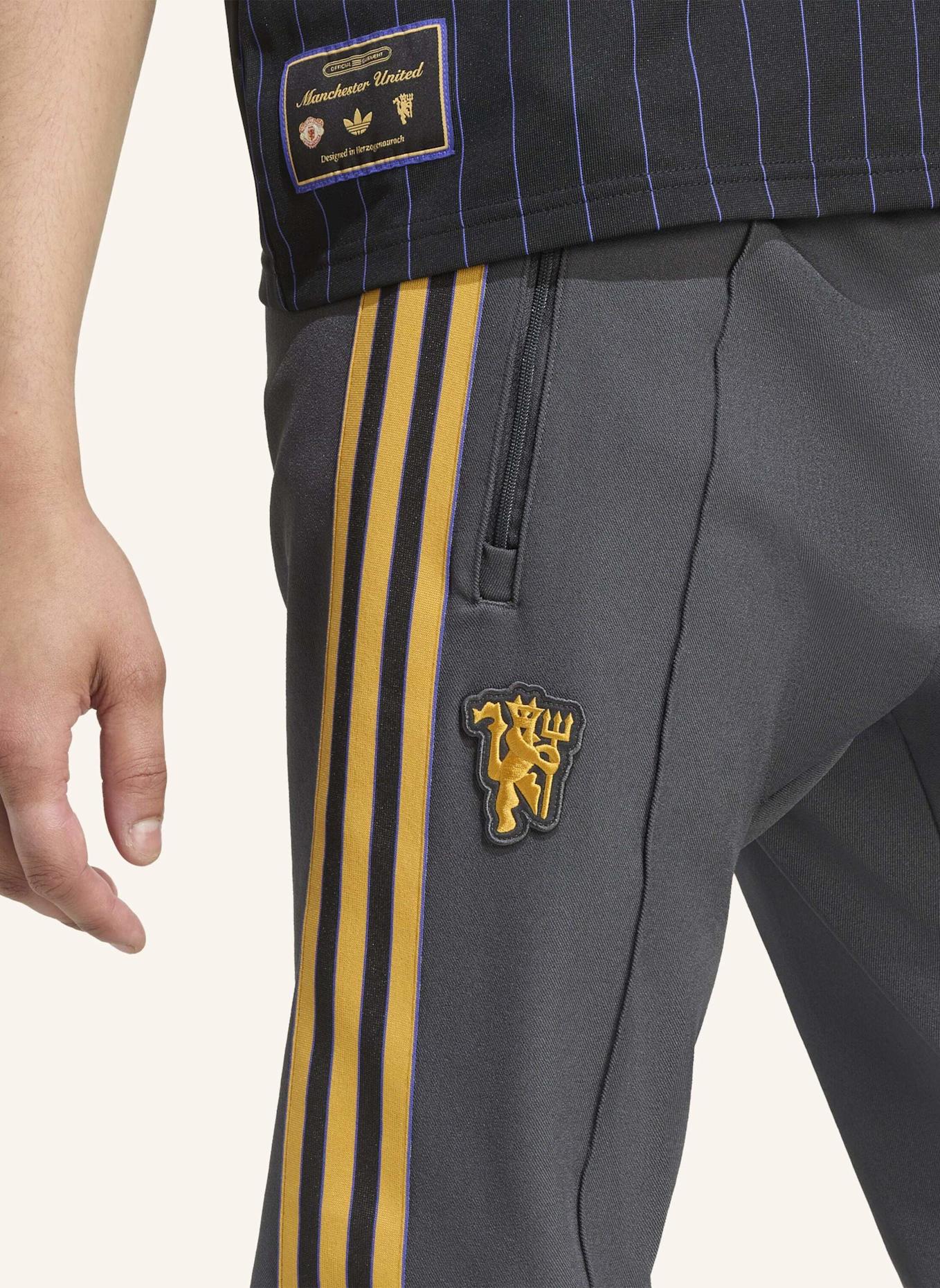 adidas Originals MANCHESTER UNITED TERRACE ICONS TRAININGSHOSE: SCHWARZ