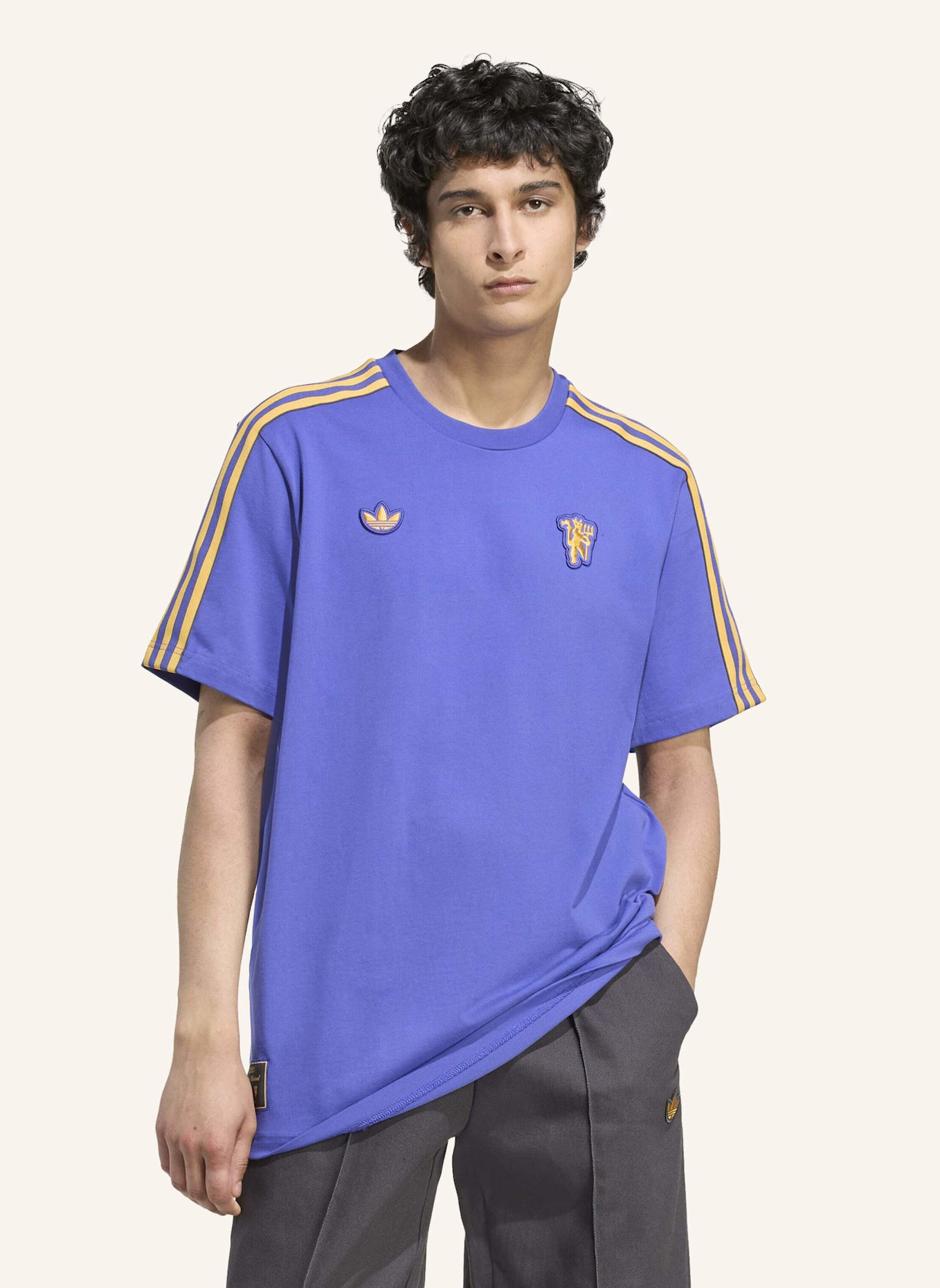 adidas Originals MANCHESTER UNITED TERRACE ICONS T-SHIRT: BLAU