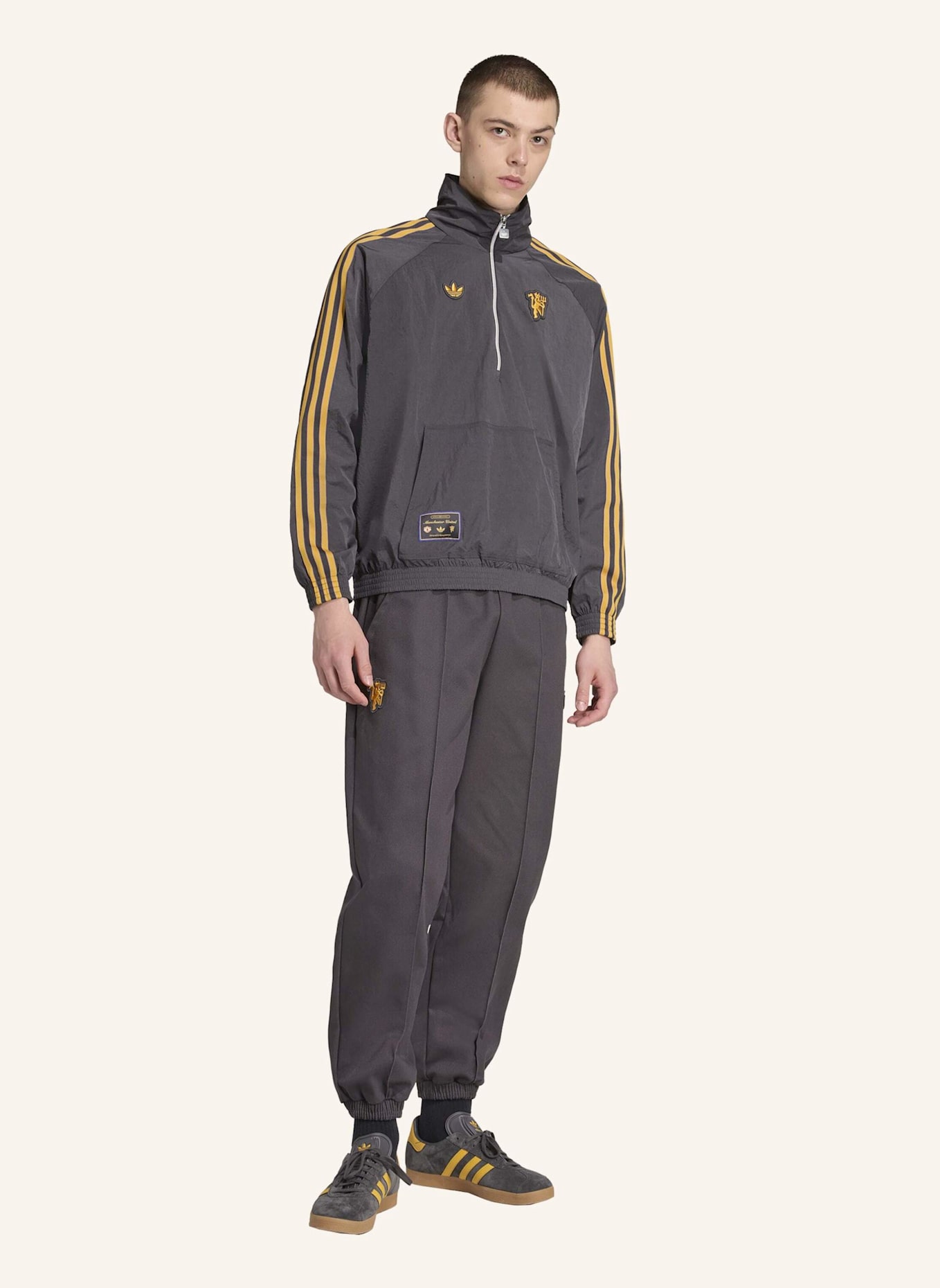 adidas Originals MANCHESTER UNITED TERRACE ICONS HALF-ZIP JACKE: SCHWARZ