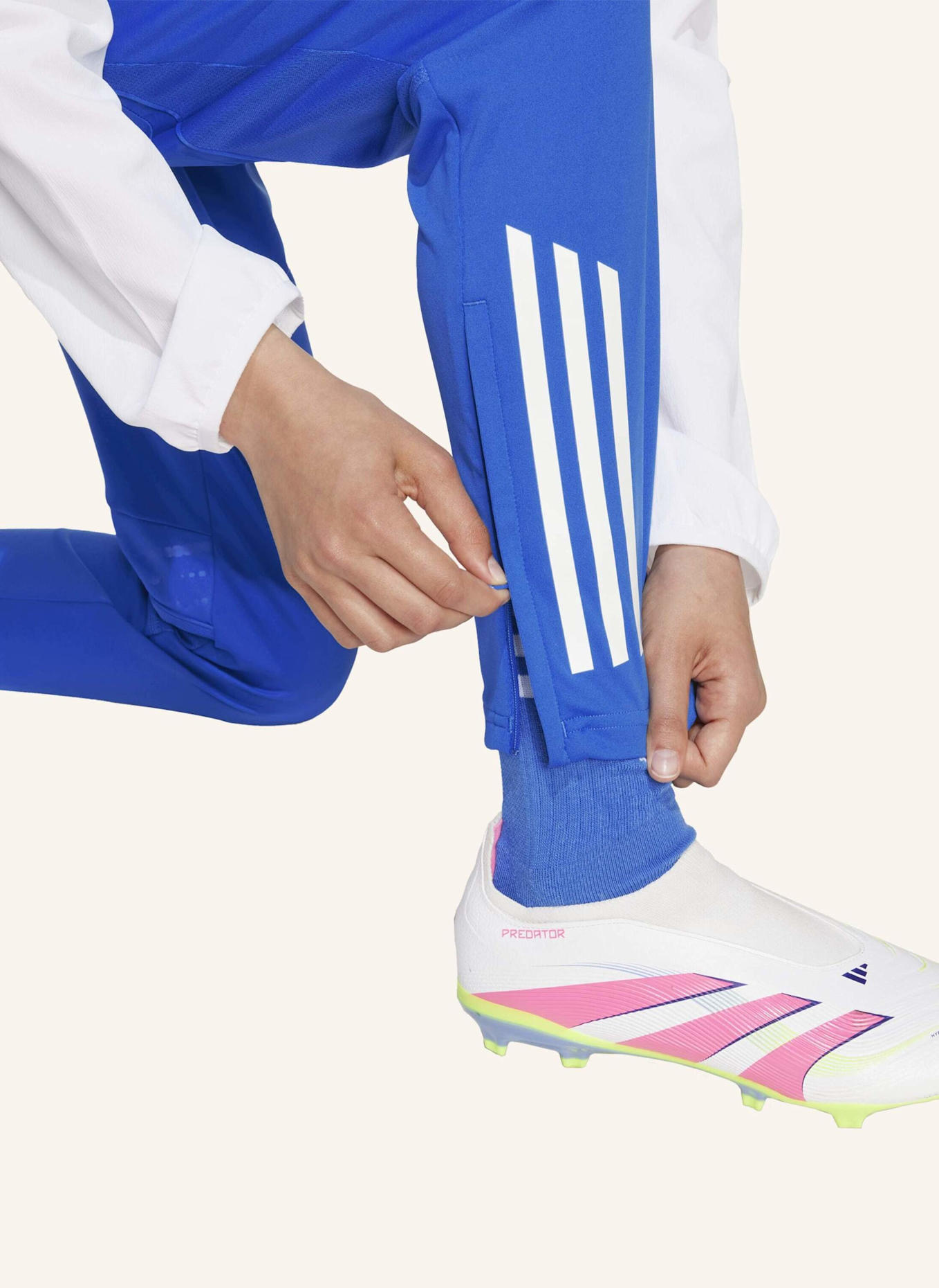 adidas REAL MADRID TIRO 25 COMPETITION KIDS TRAININGSHOSE: BLAU