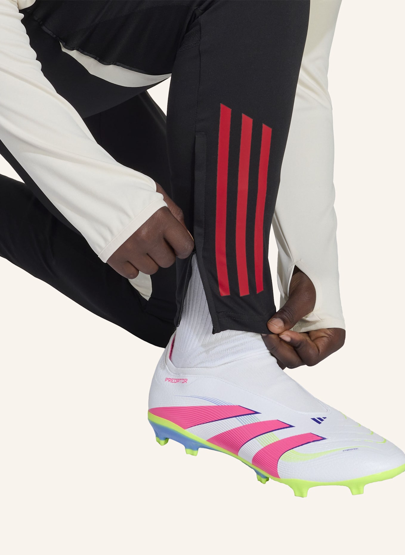 adidas FC LIVERPOOL TIRO 25 COMPETITION KIDS TRAININGSHOSE: SCHWARZ