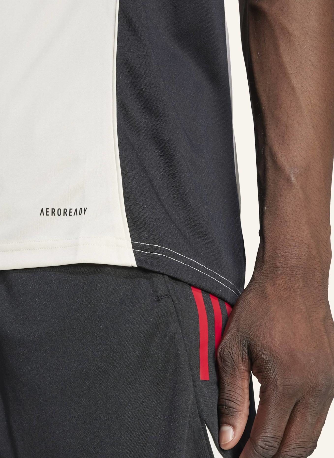 adidas FC LIVERPOOL TIRO 25 COMPETITION TRAININGSTRIKOT: WEISS