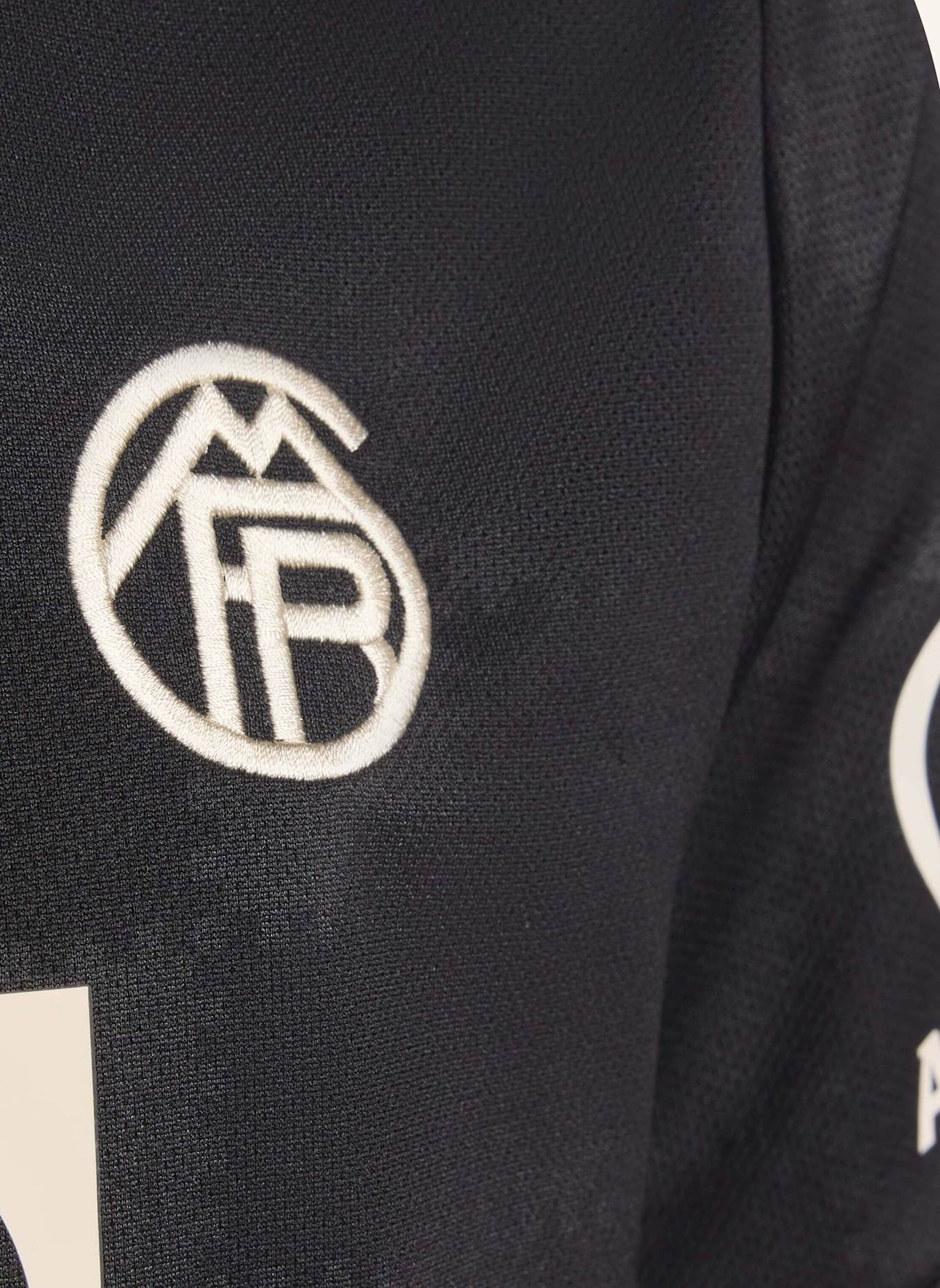 adidas FC BAYERN 25/26 KIDS AUSWEICHTRIKOT: SCHWARZ/ BEIGE