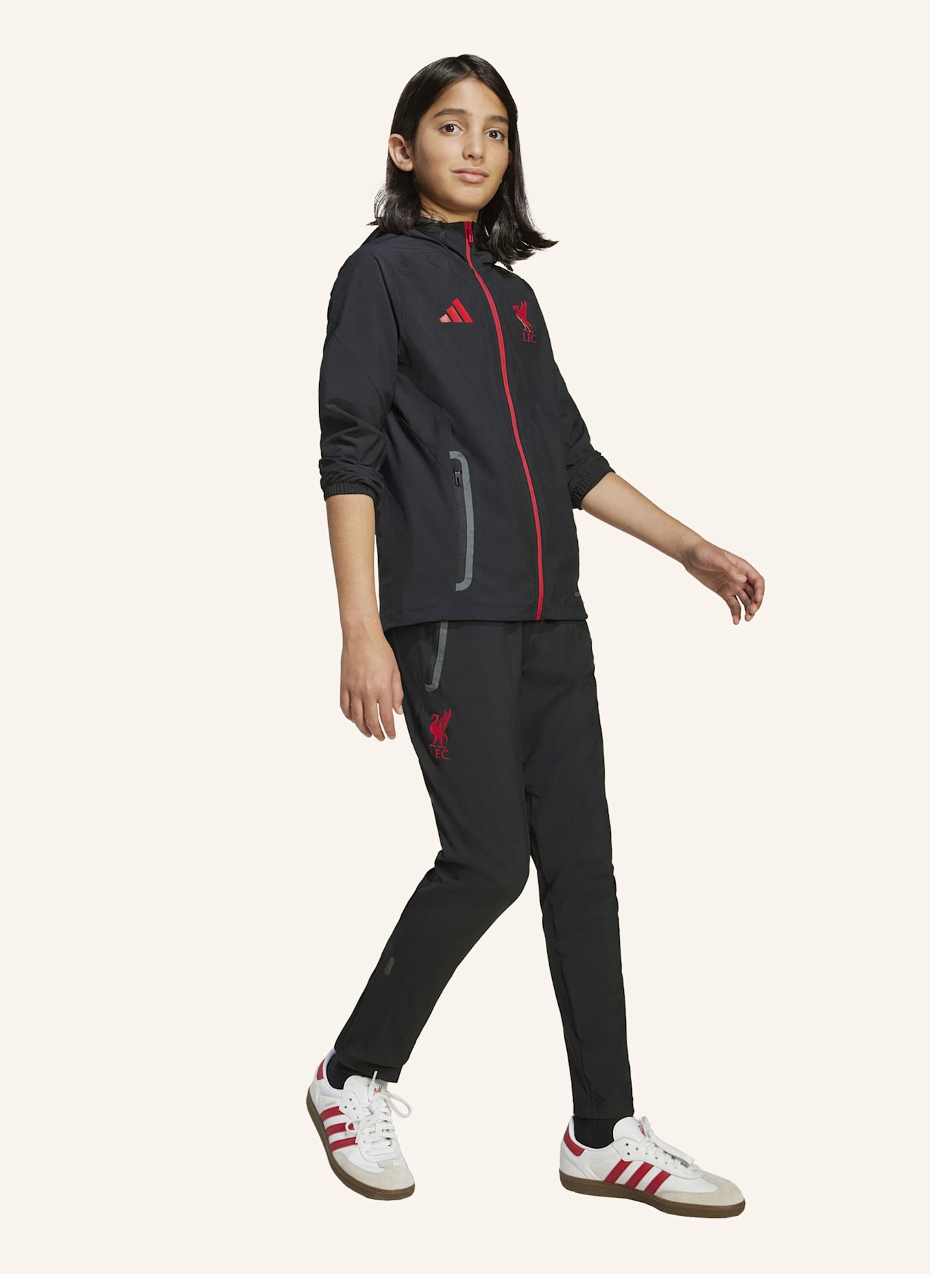 adidas LIVERPOOL FC TIRO 25 COMPETITION VIS TECH TRAVEL JACKE FÜR KINDER: SCHWARZ/ ROT