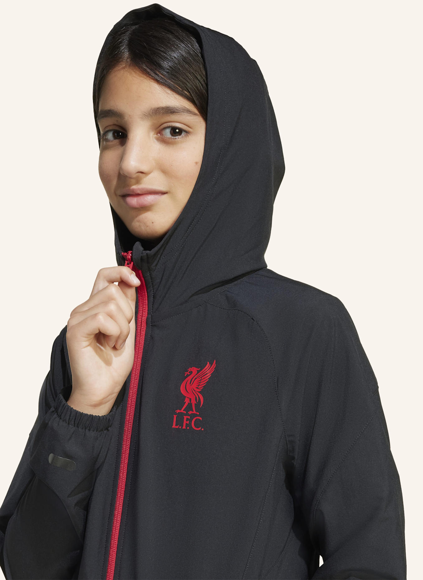 adidas LIVERPOOL FC TIRO 25 COMPETITION VIS TECH TRAVEL JACKE FÜR KINDER: SCHWARZ/ ROT