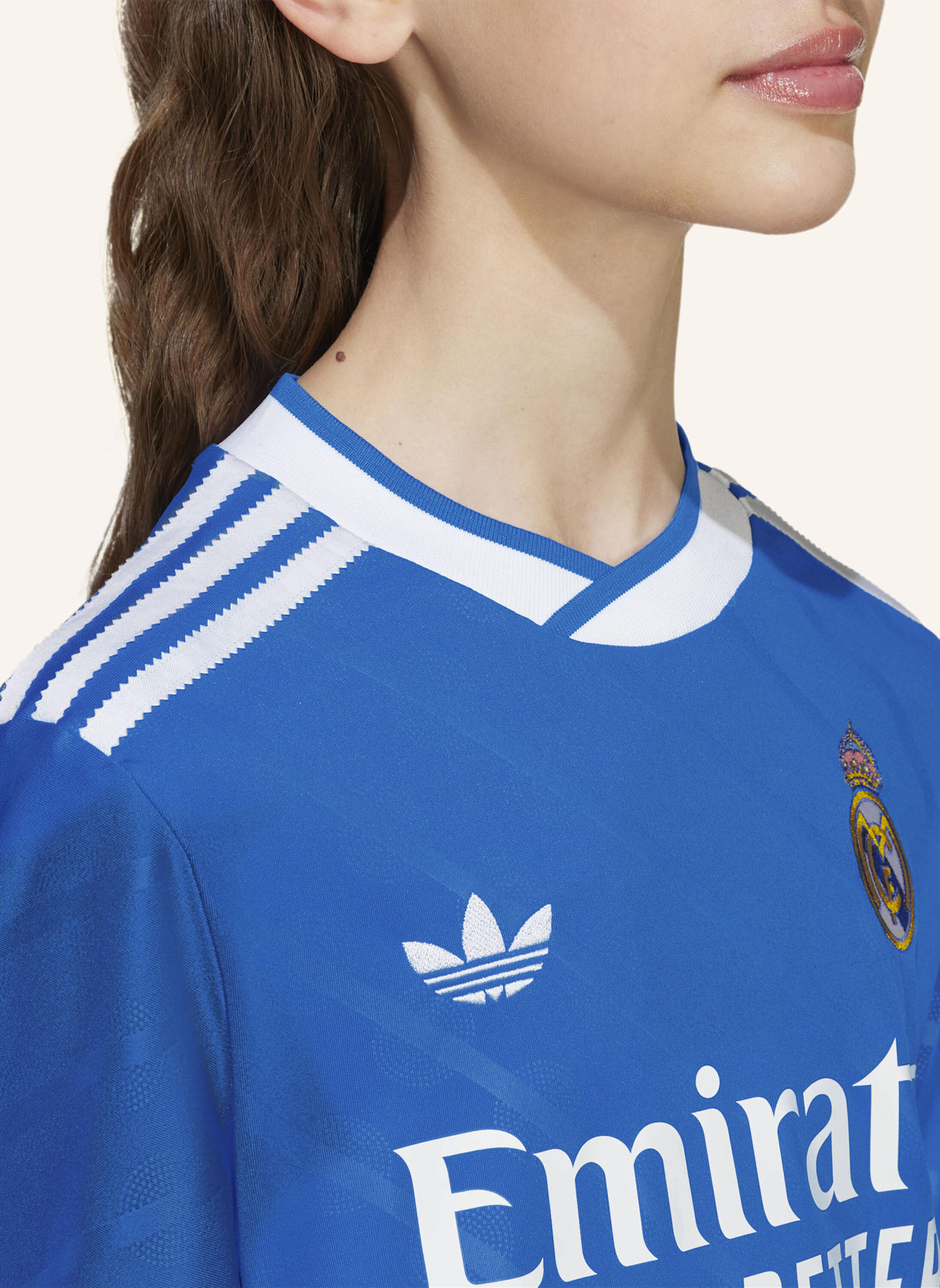 adidas REAL MADRID 25/26 LONG SLEEVE KIDS AUSWEICHTRIKOT: BLAU
