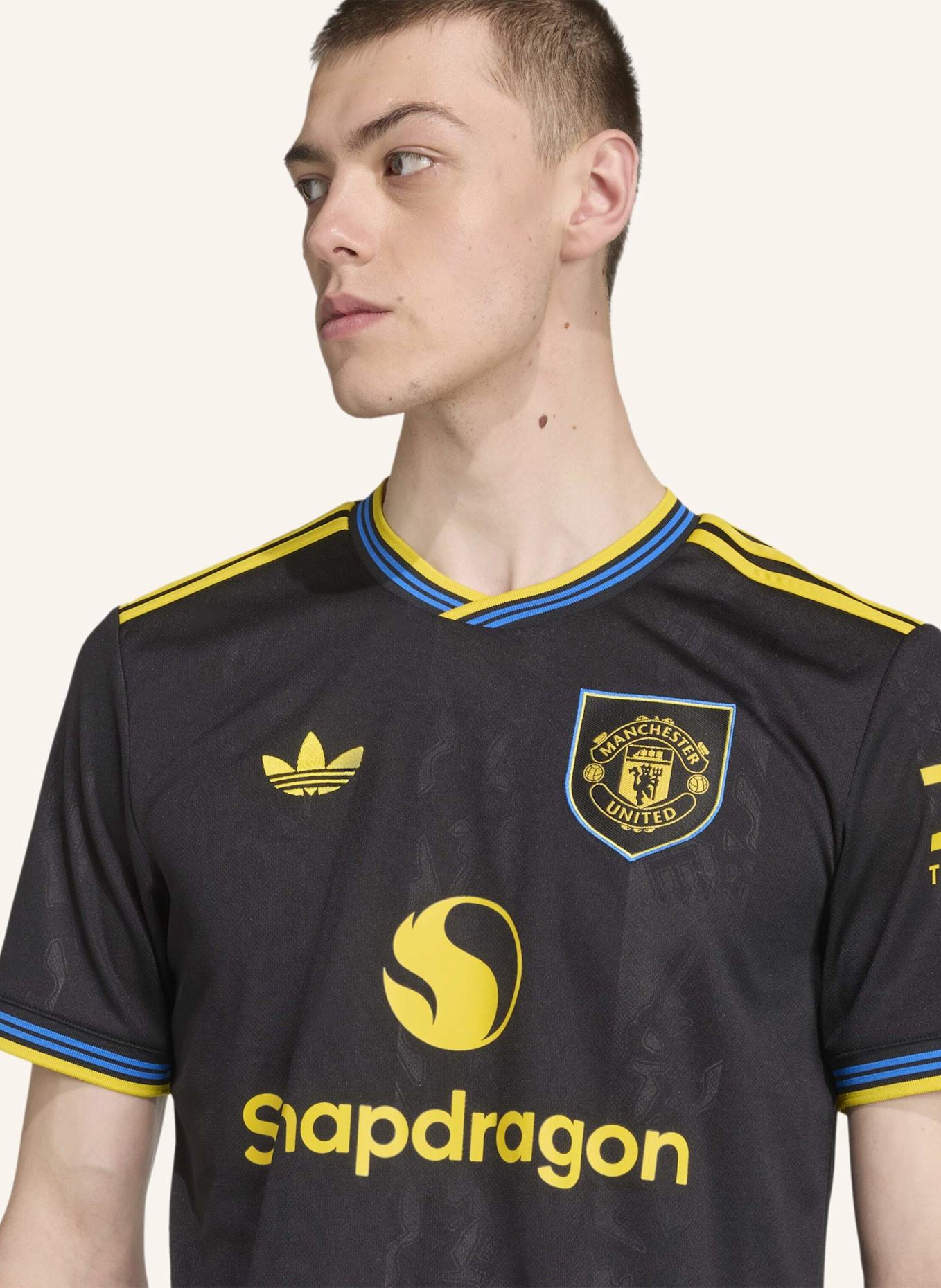 adidas MANCHESTER UNITED 25/26 AUSWEICHTRIKOT: SCHWARZ