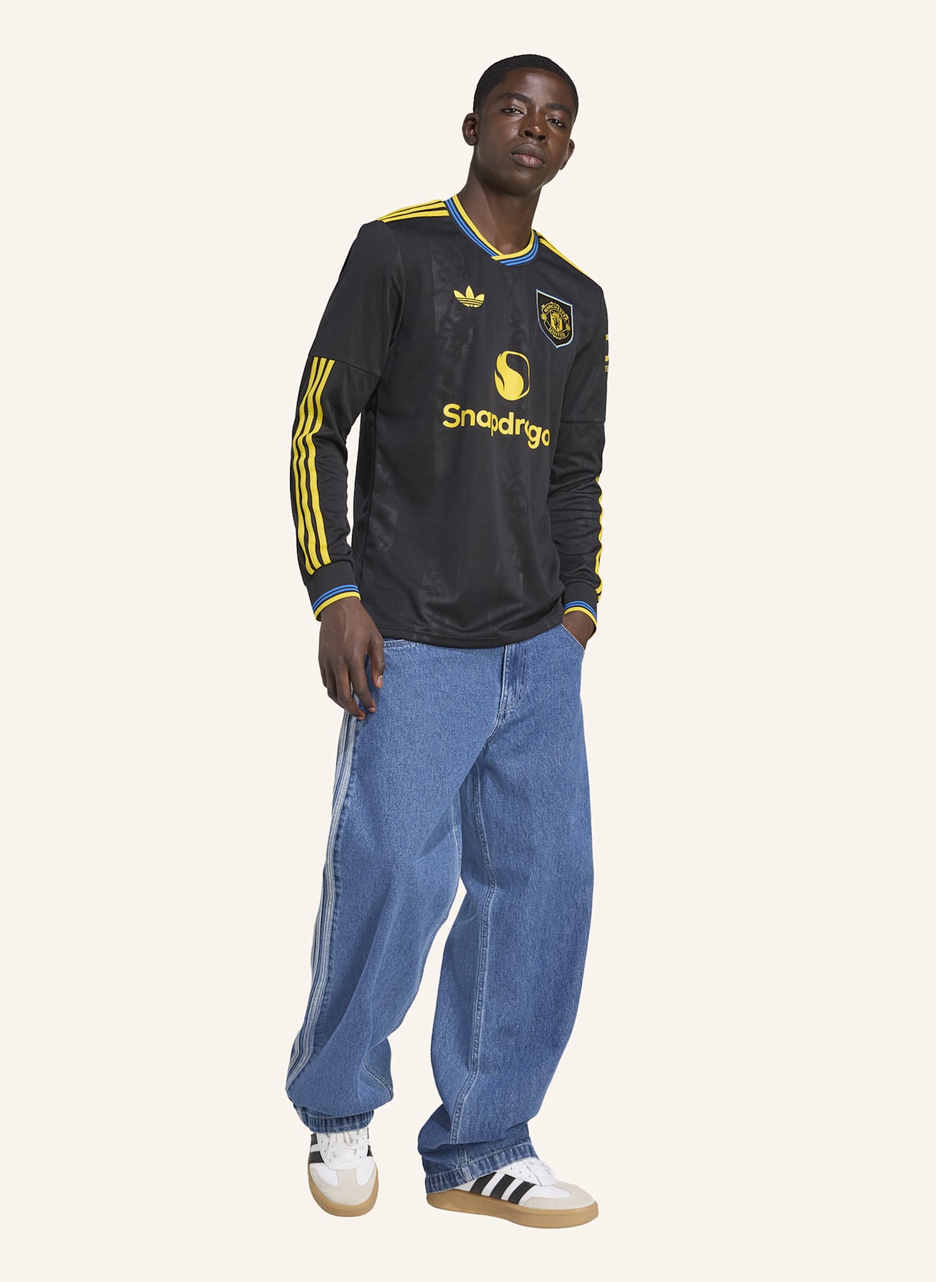 adidas MANCHESTER UNITED 25/26 LANGÄRMELIGES AUSWEICHTRIKOT: SCHWARZ