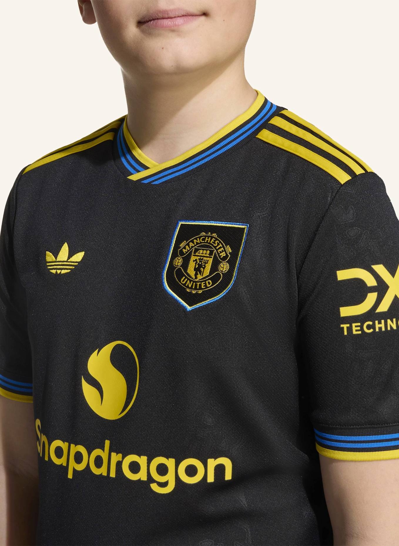 adidas MANCHESTER UNITED 25/26 AUSWEICHTRIKOT FÜR KINDER: SCHWARZ