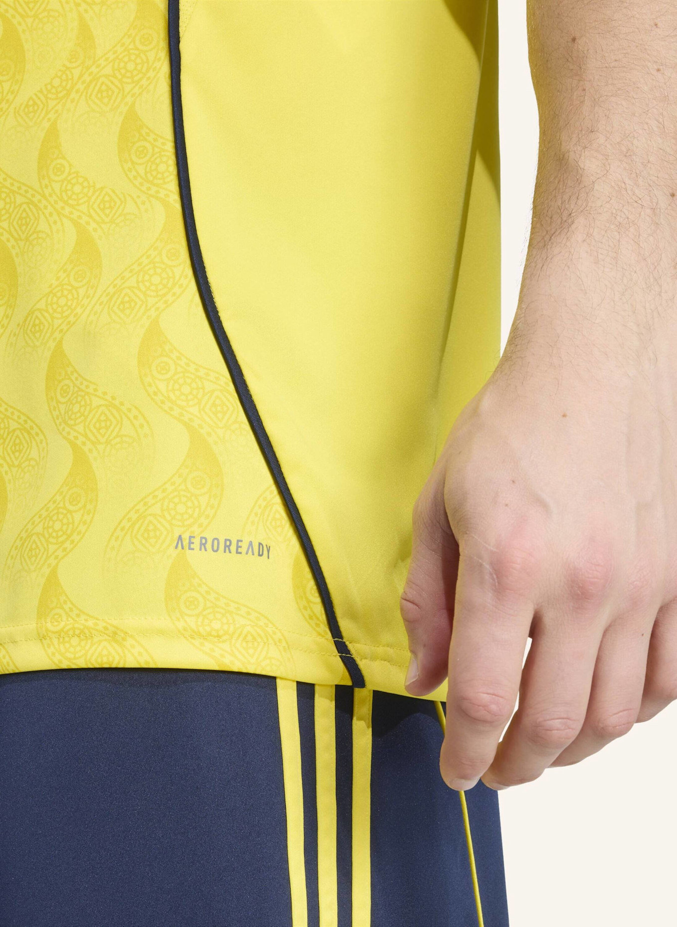 adidas AL NASSR FC 25/26 HEIMTRIKOT: GELB/ BLAU