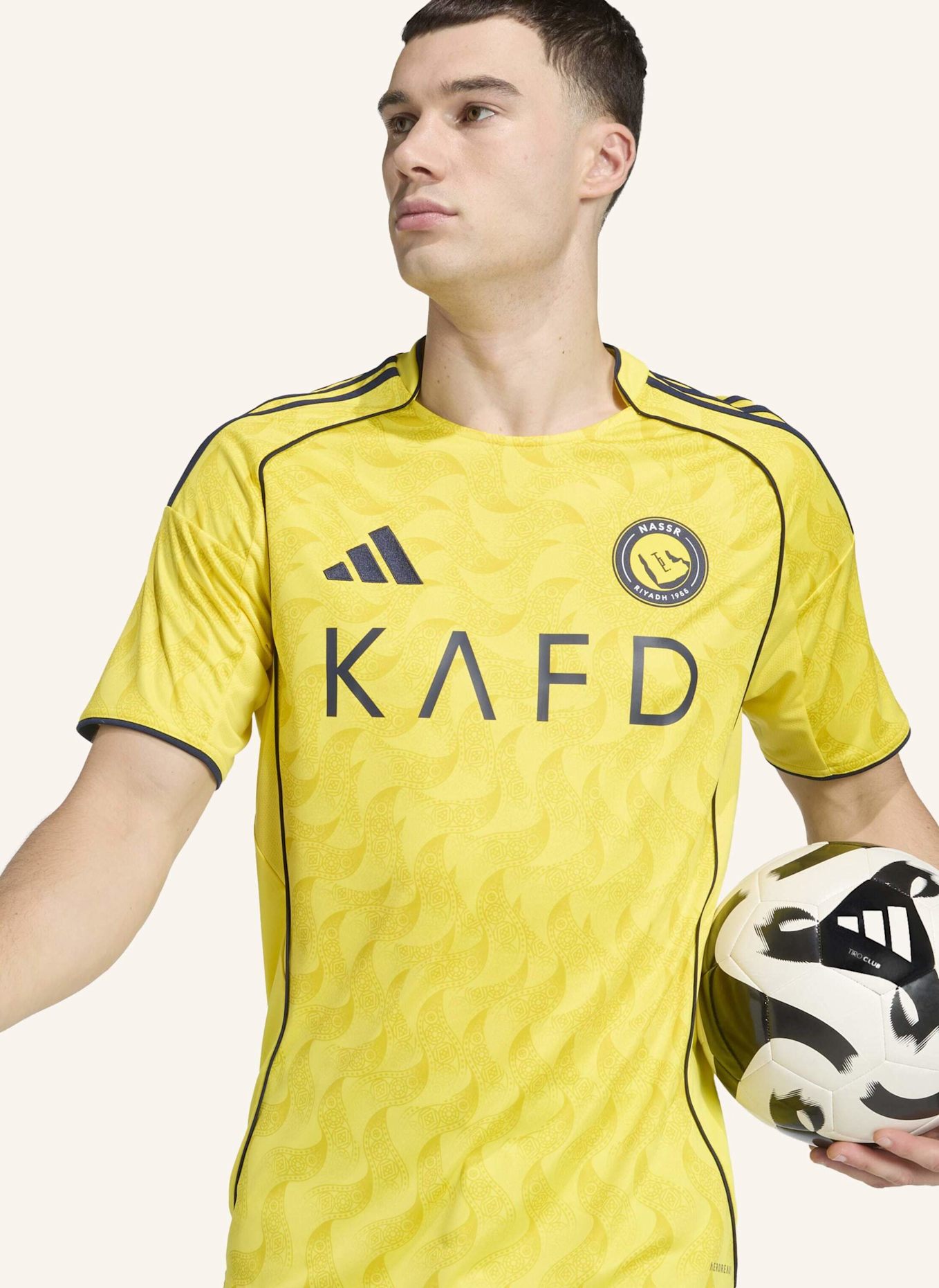 adidas AL NASSR FC 25/26 HEIMTRIKOT: GELB/ BLAU